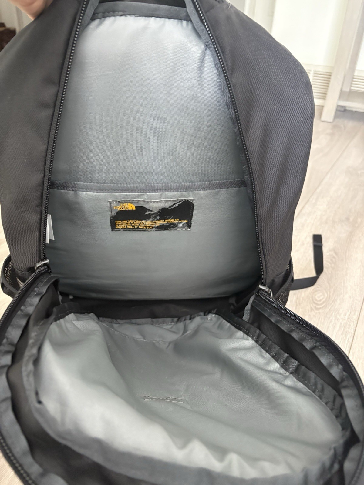 The North Face Vault Backpack Black FlexVent Laptop School Bag