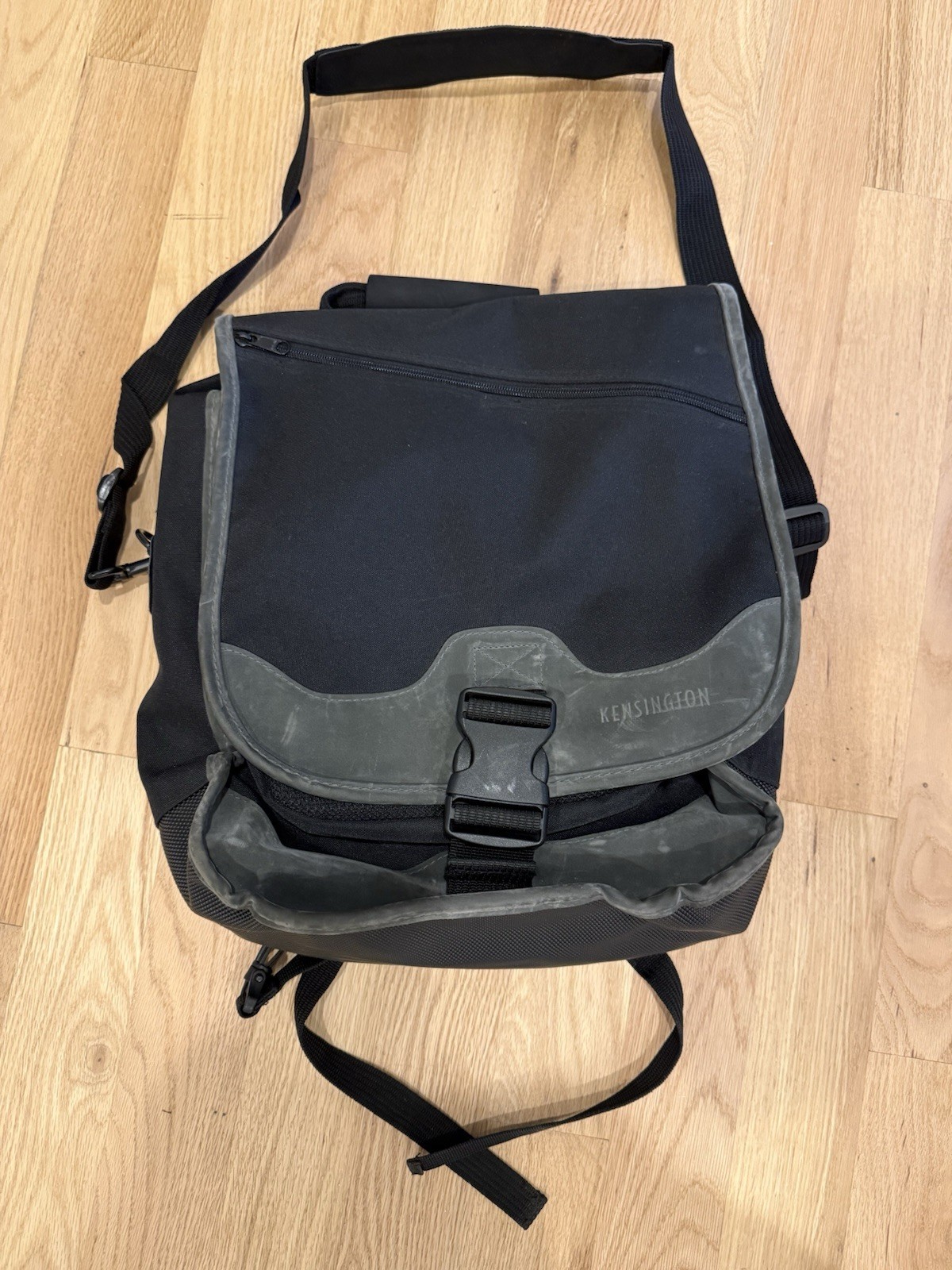 KENSINGTON Black Saddle Bag Shoulder Strap Backpack
