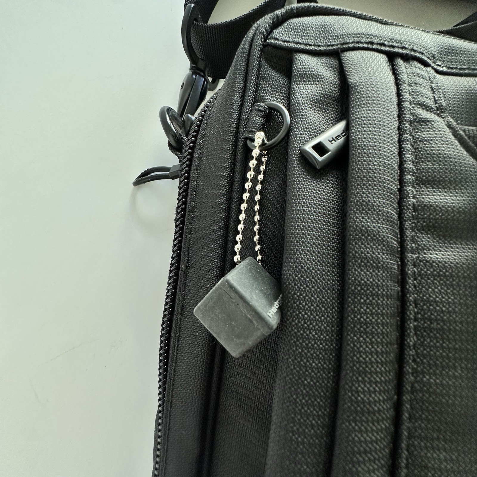 Hedgren Inner City Orva Crossbody Messenger Bag Black RFID Pocket Data Blocking