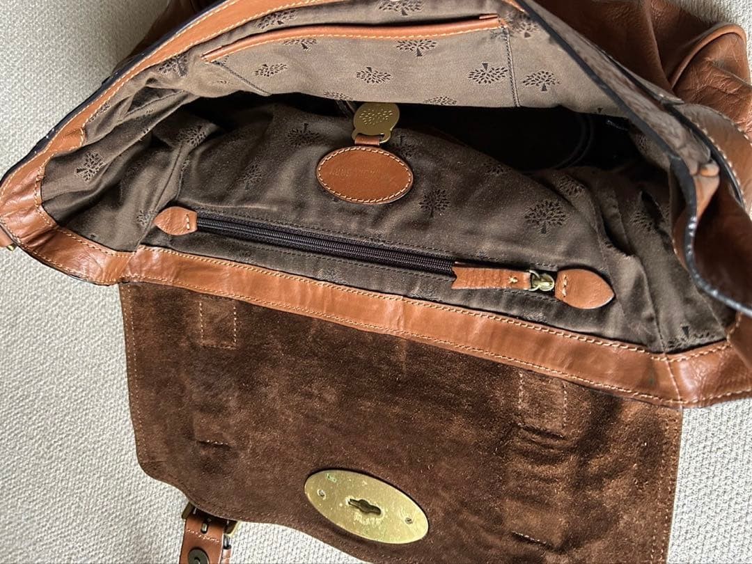 Mulberry Shoulder Bag, Leather, Adjustable Strap, Used