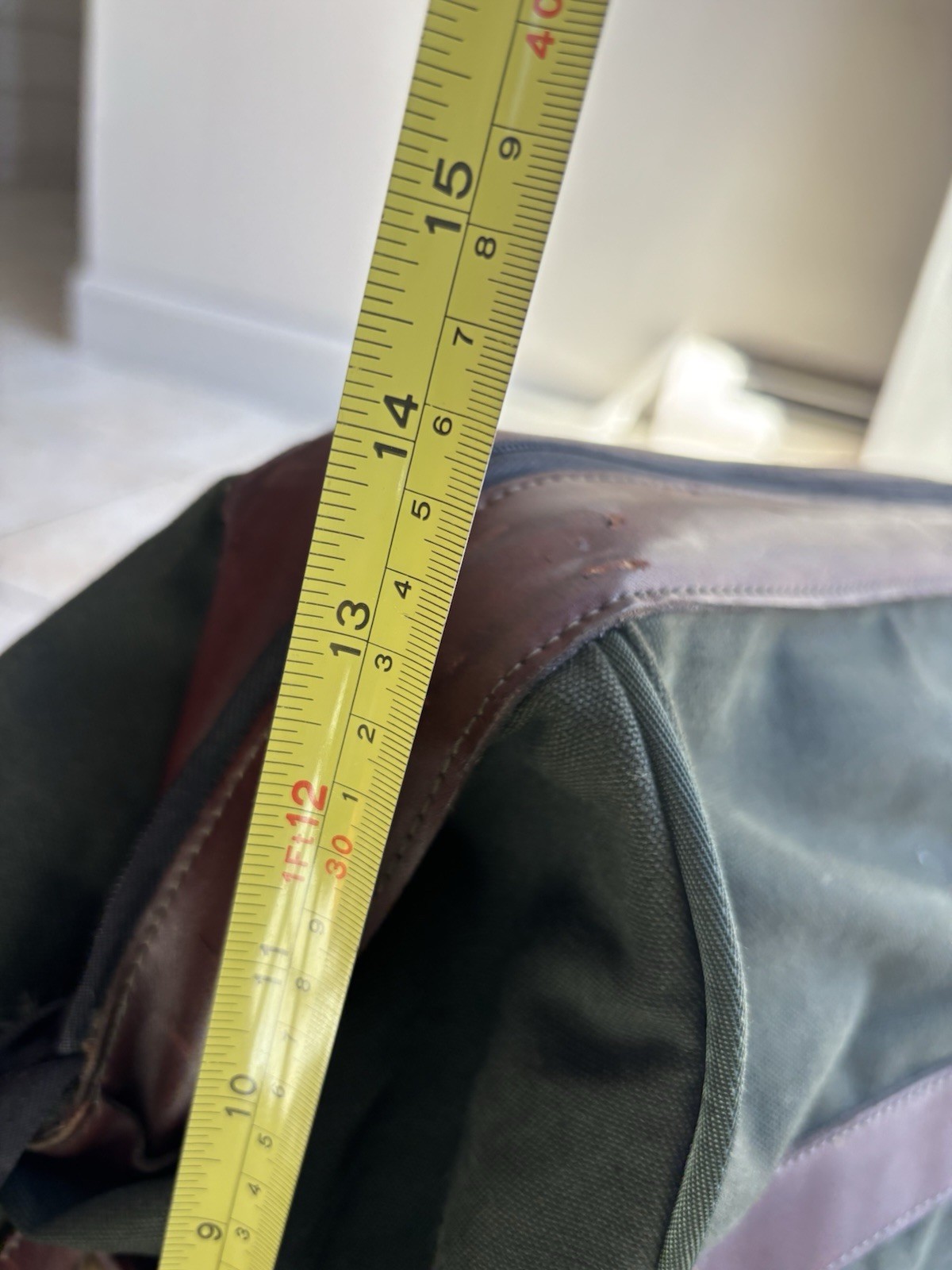 ORVIS 27” Battenkill Green Canvas Leather Bottom Large Duffle Bag