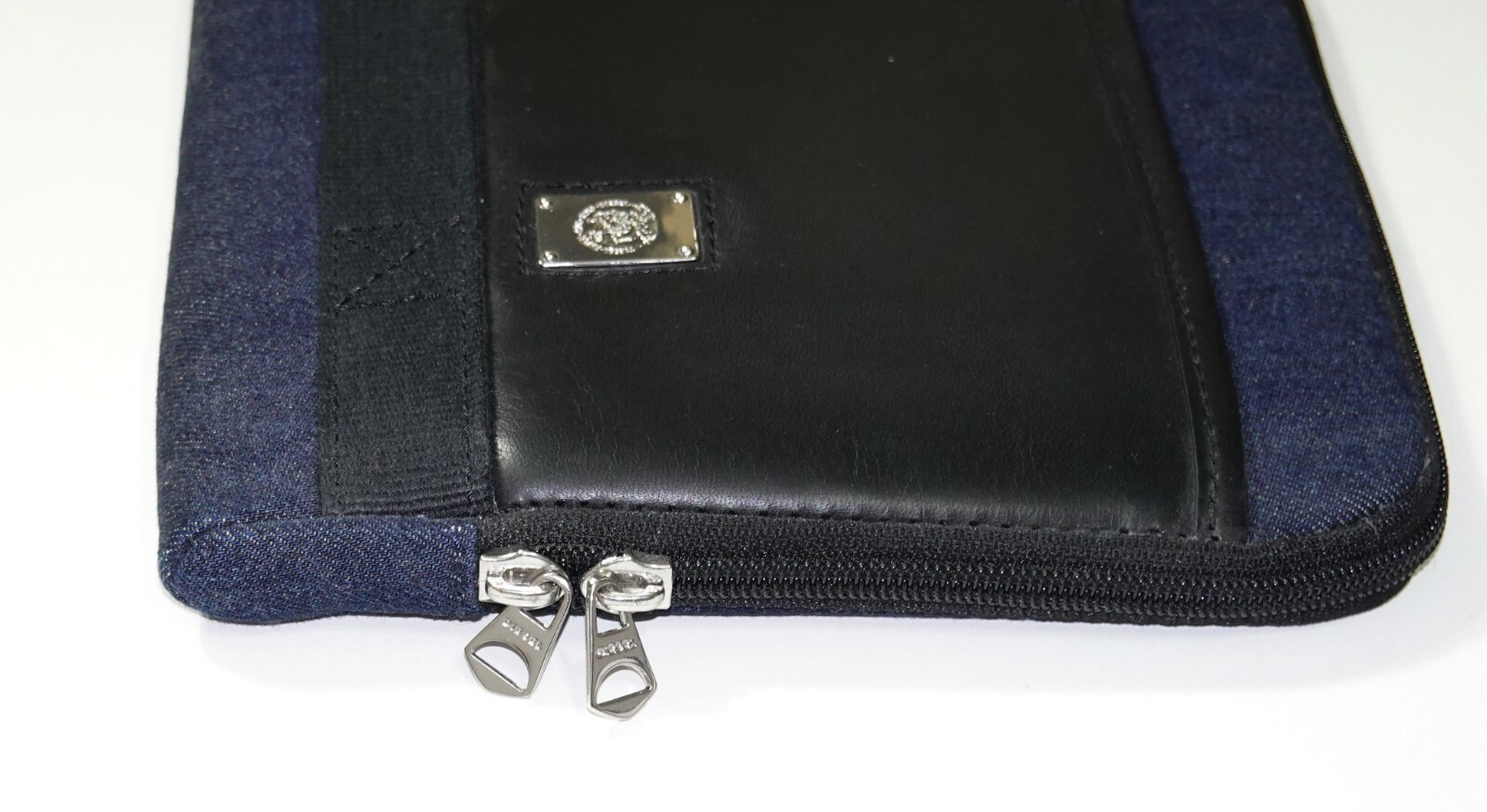$120 NEW Diesel Zip Around Multiple Compartment Tablet Case 11″x8″ Indigo/Blue