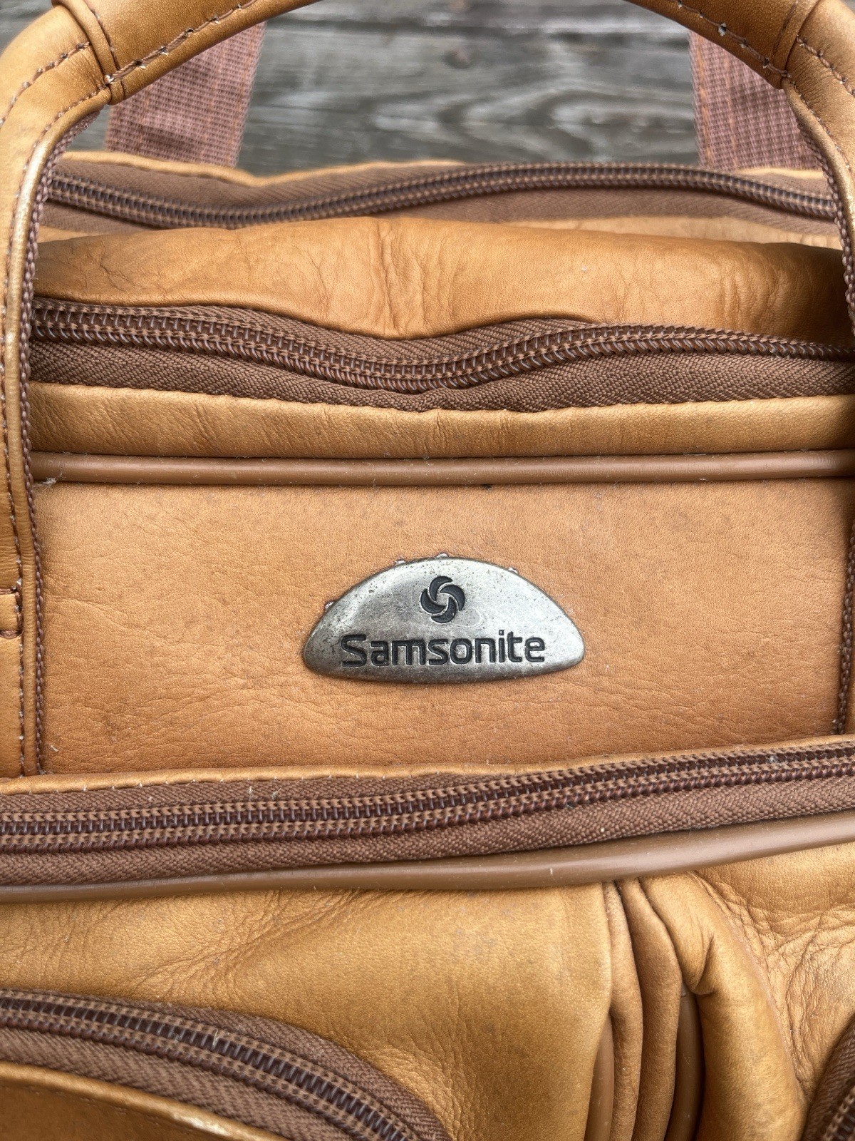 Samsonite Tan Full Grain Leather Portfolio Briefcase Bag Versatile Messenger