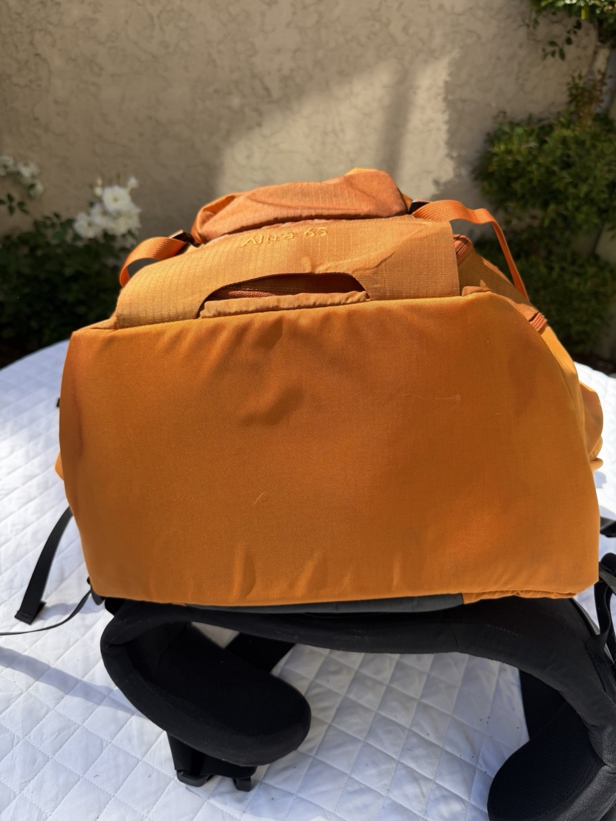 Arc’teryx Altra 65 Internal Frame Orange Ripstop Nylon 25” Backpack Rucksack Bag