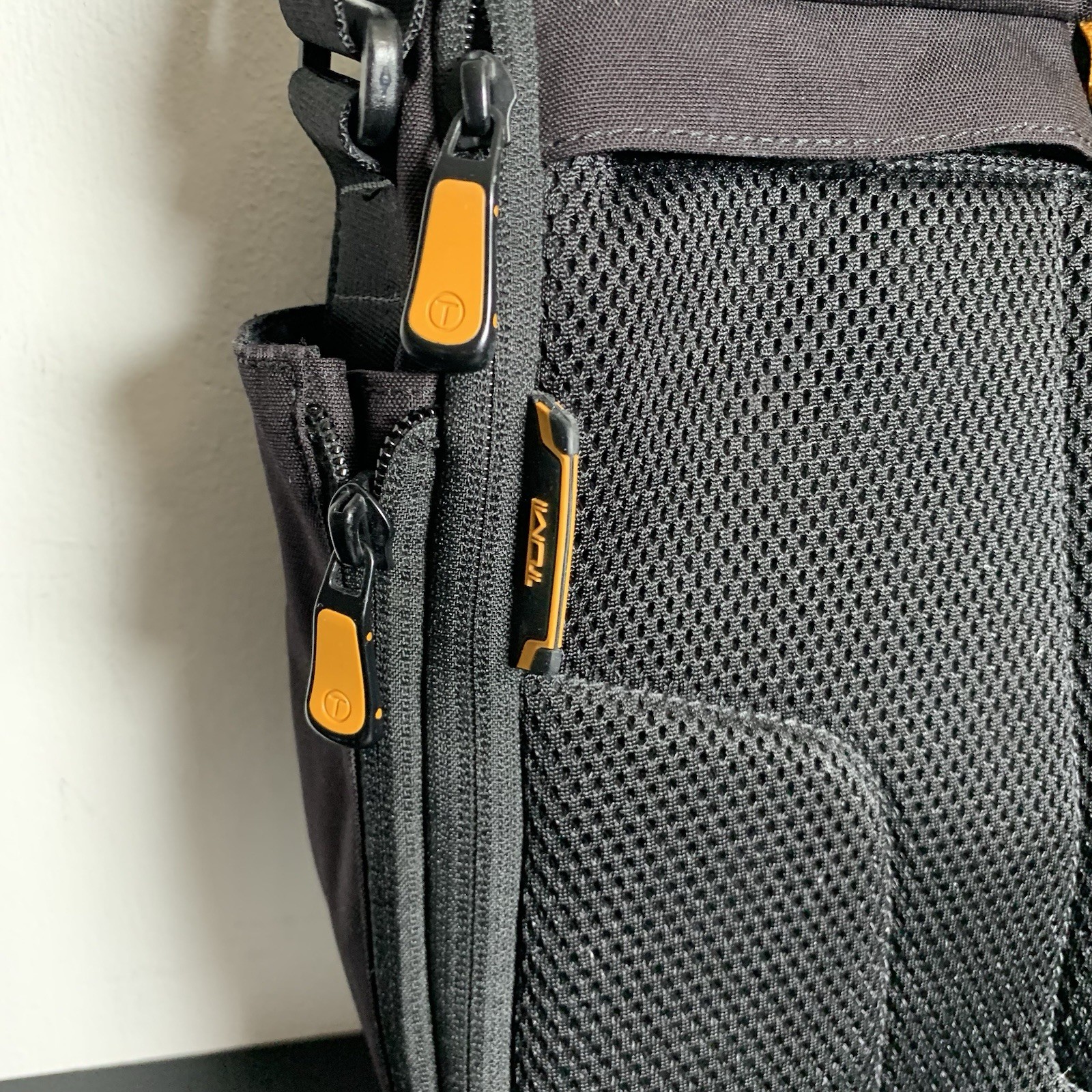 TUMI – T-tech Crossbody Messenger Bag – Model No. 57212GT