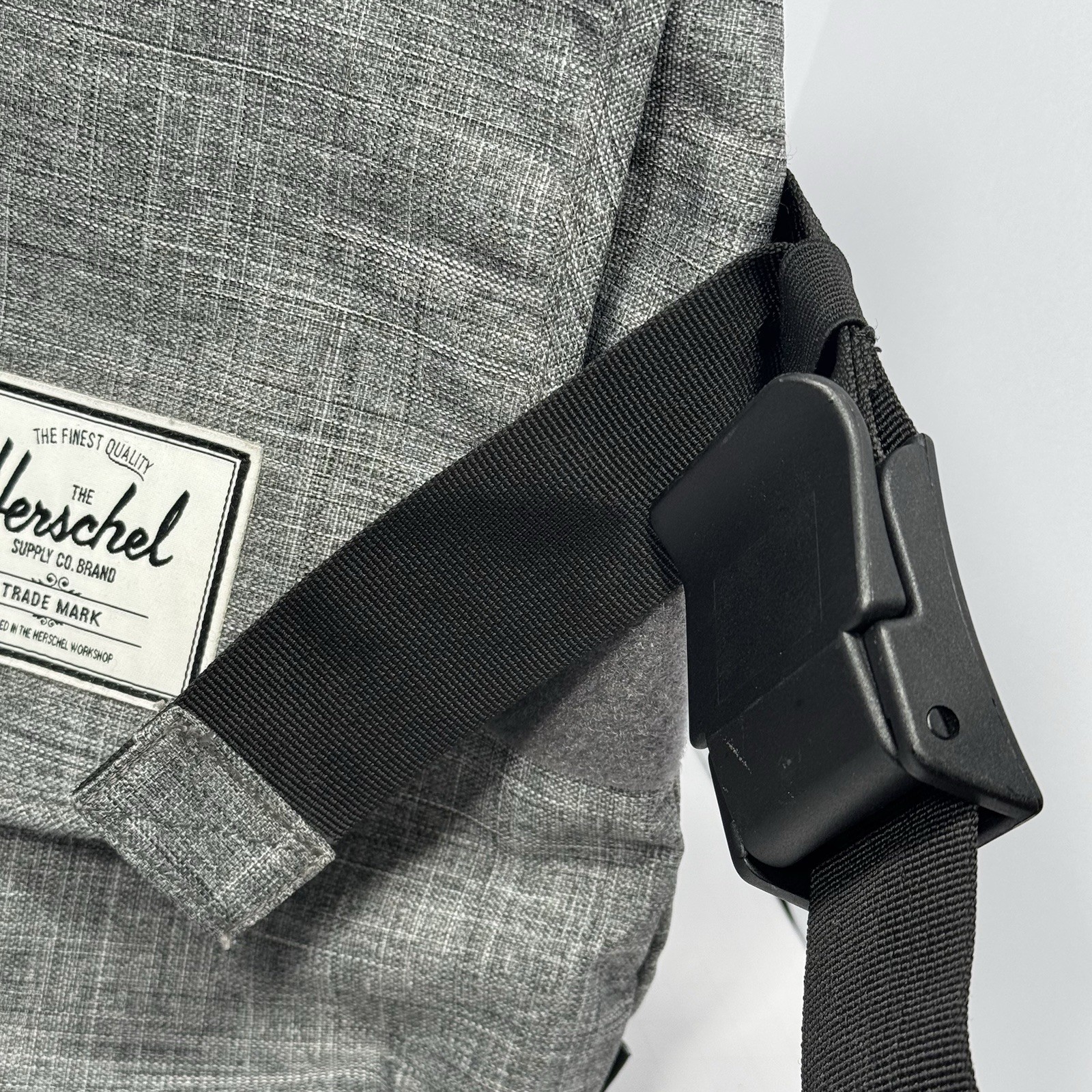 Herschel Supply Gray Messenger Bag Portland Trail Blazers Logo Laptop Crossbody