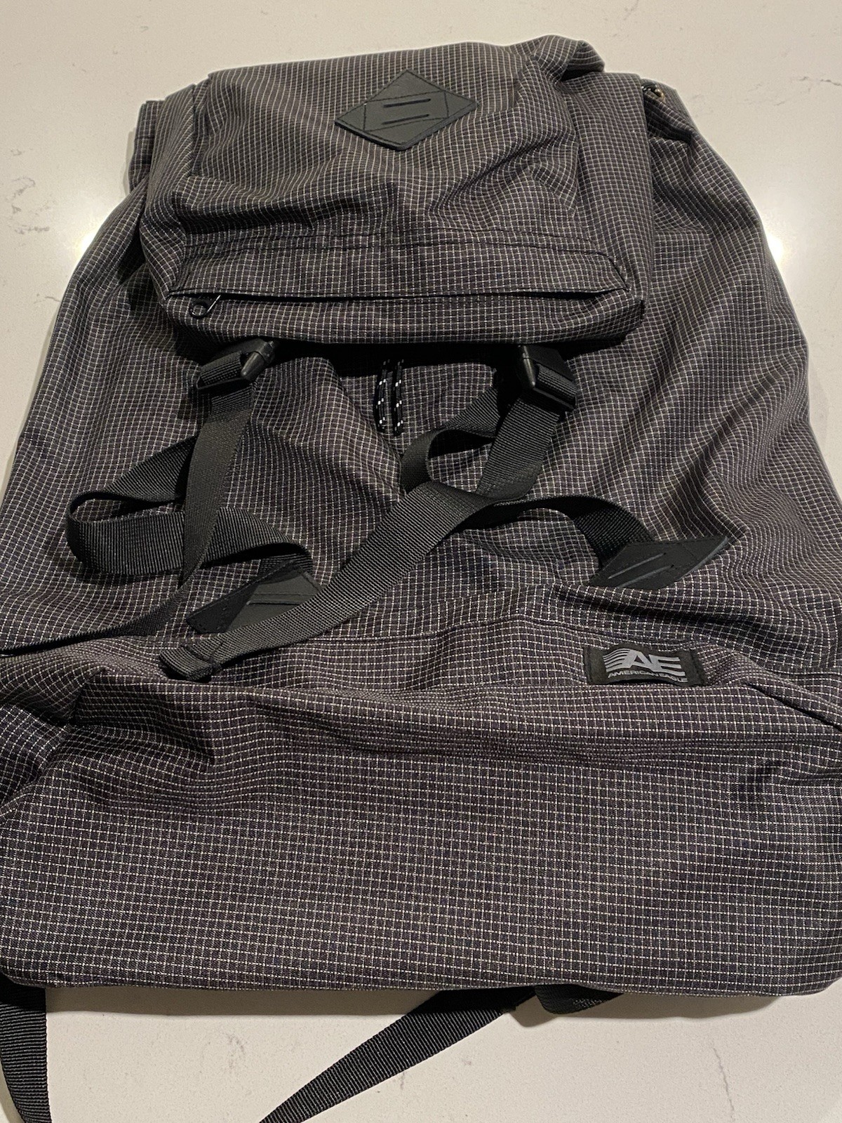 American Eagle NWT Medium Weight 24/7 Active Hiking Backpack Black