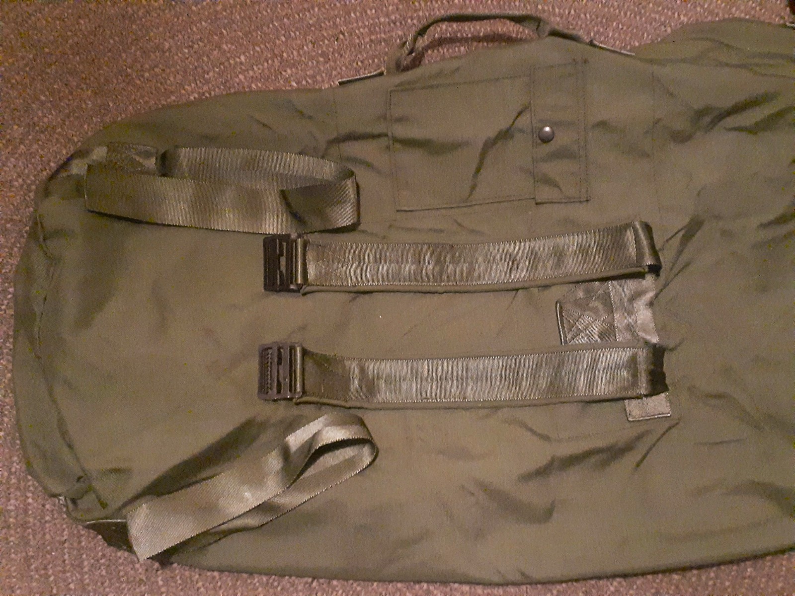 Green Canvas Duffle Bag With Backpack Straps 36″x19″ Carry Handle Pakistan 1125