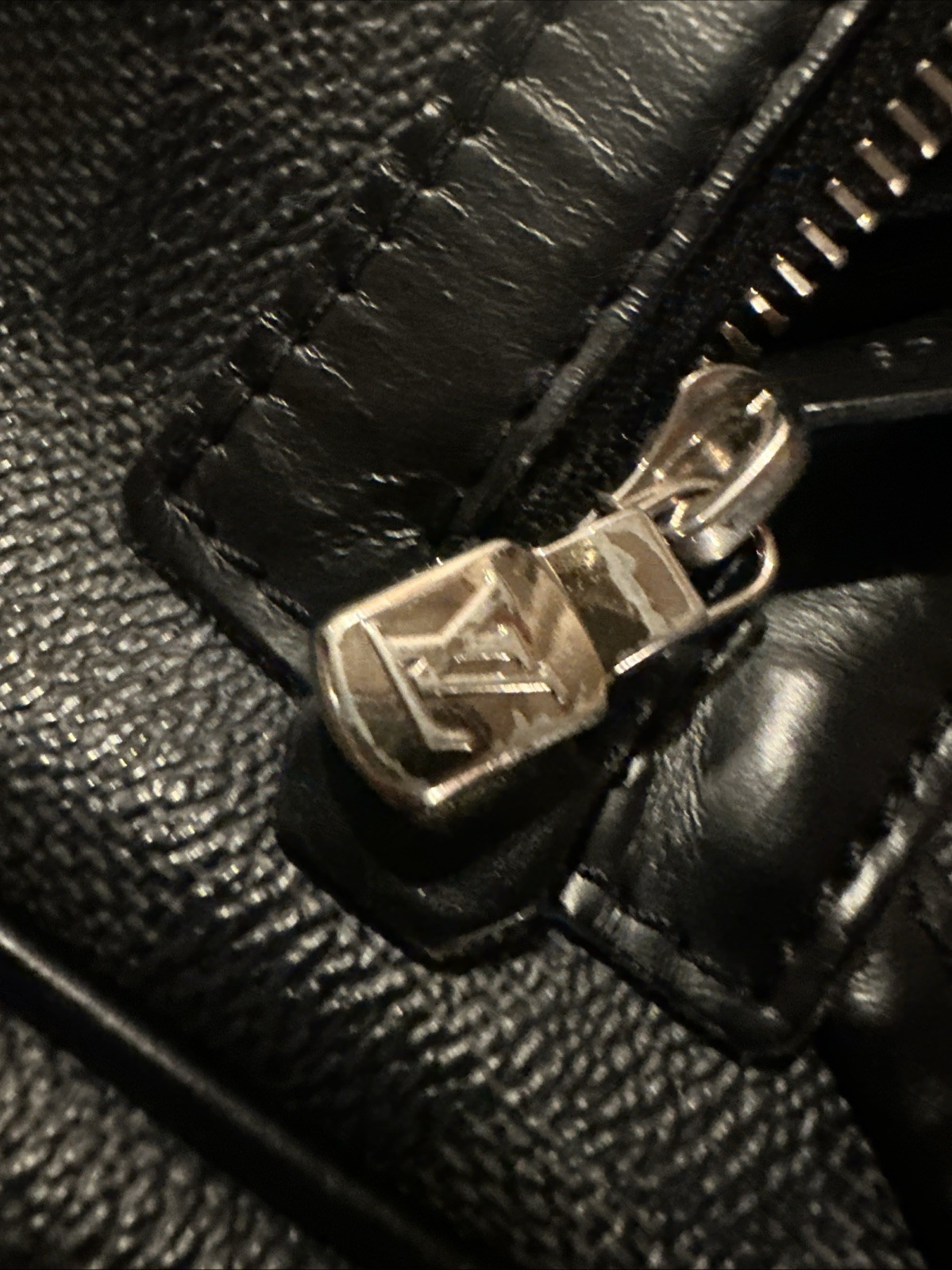 LOUIS VUITTON SHOULDER BAG DANIEL MM_DAMIER GRAPHITE PVC Black Used