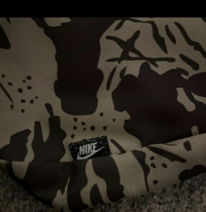 Nike camo small sports bag ~ shoulder bag Nike 🔥 Hot Seller ~ camouflage
