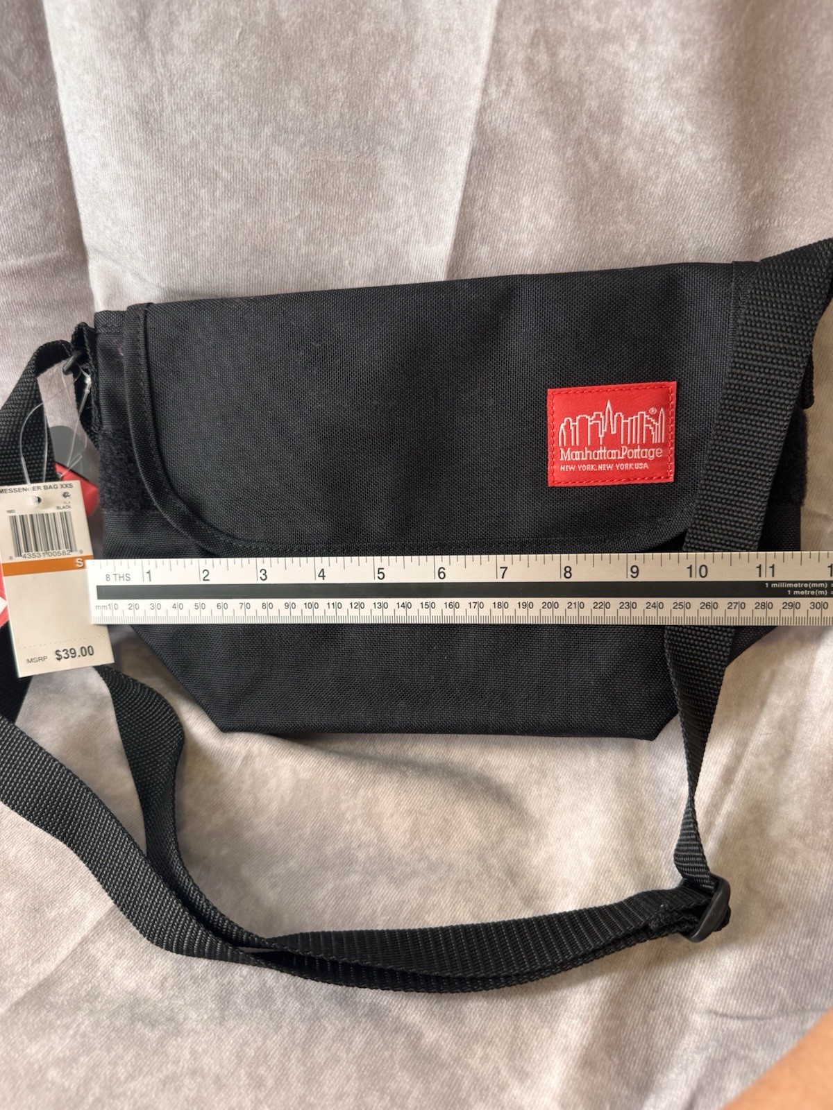 New W Tags Manhattan Portage Small Nylon Messenger Bag Crossbody Black 11.5”x7”