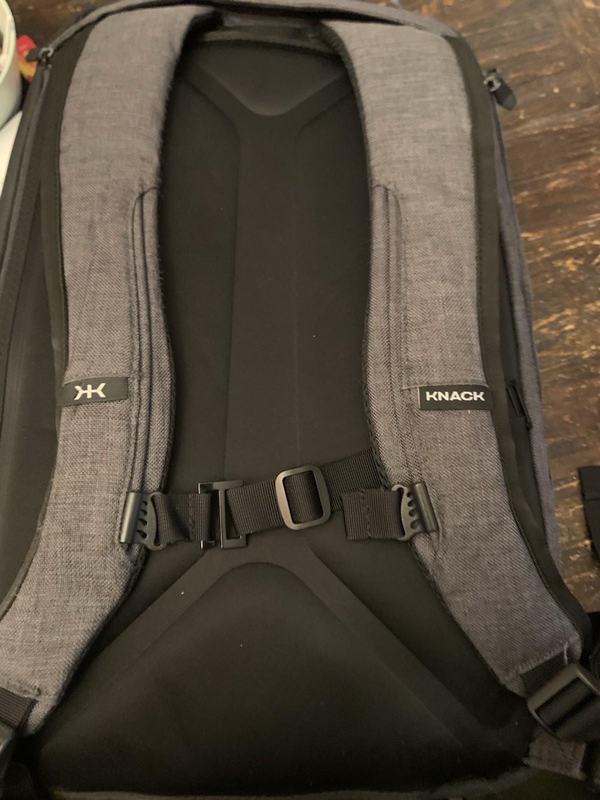 KNACK PACK Series 1 MEDIUM Expandable Backpack GRAY Travel 27-39 Liters