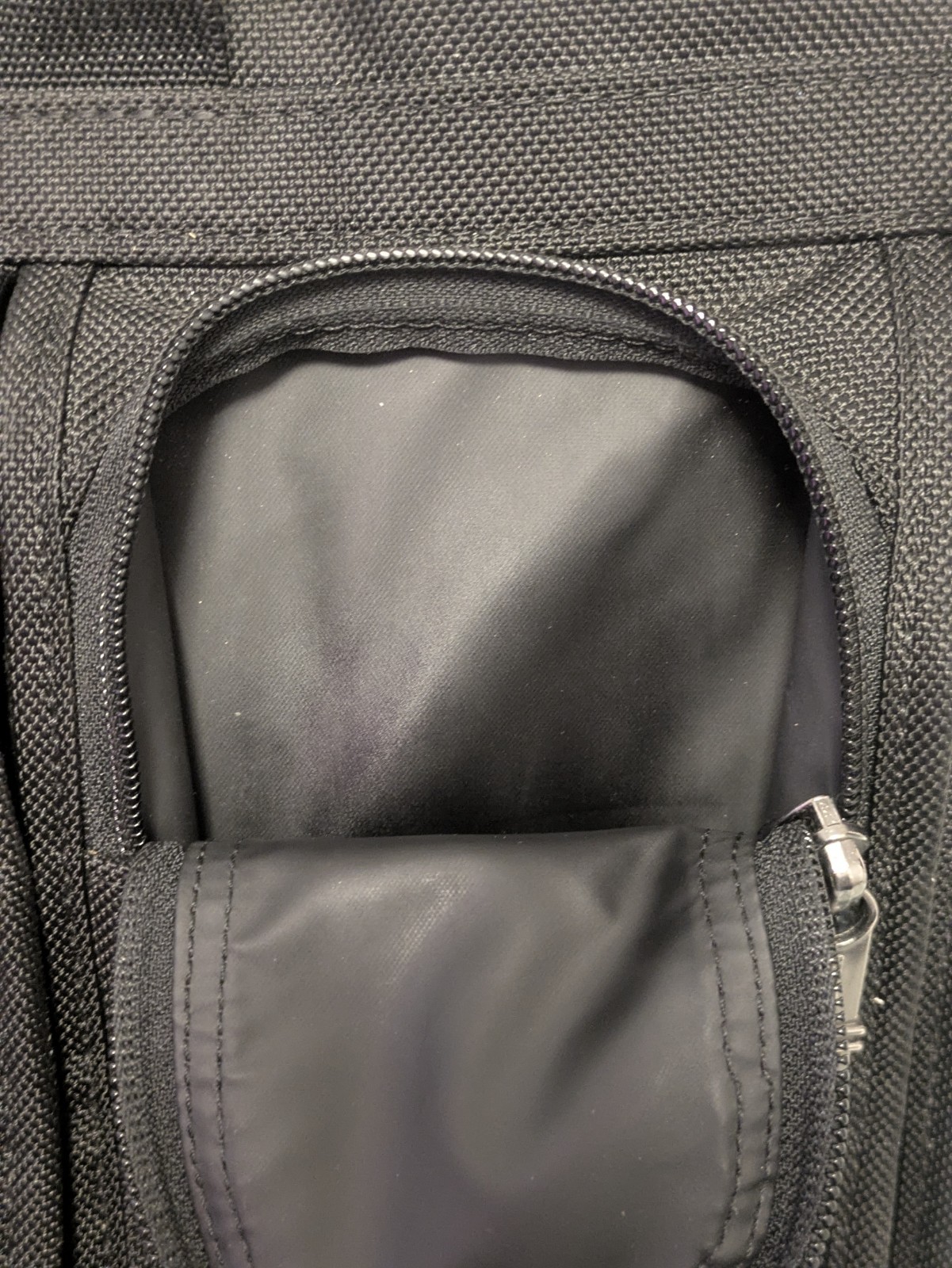 Tumi Alpha Ballistic Nylon Laptop Briefcase Carry Top Handle Shoulder Strap
