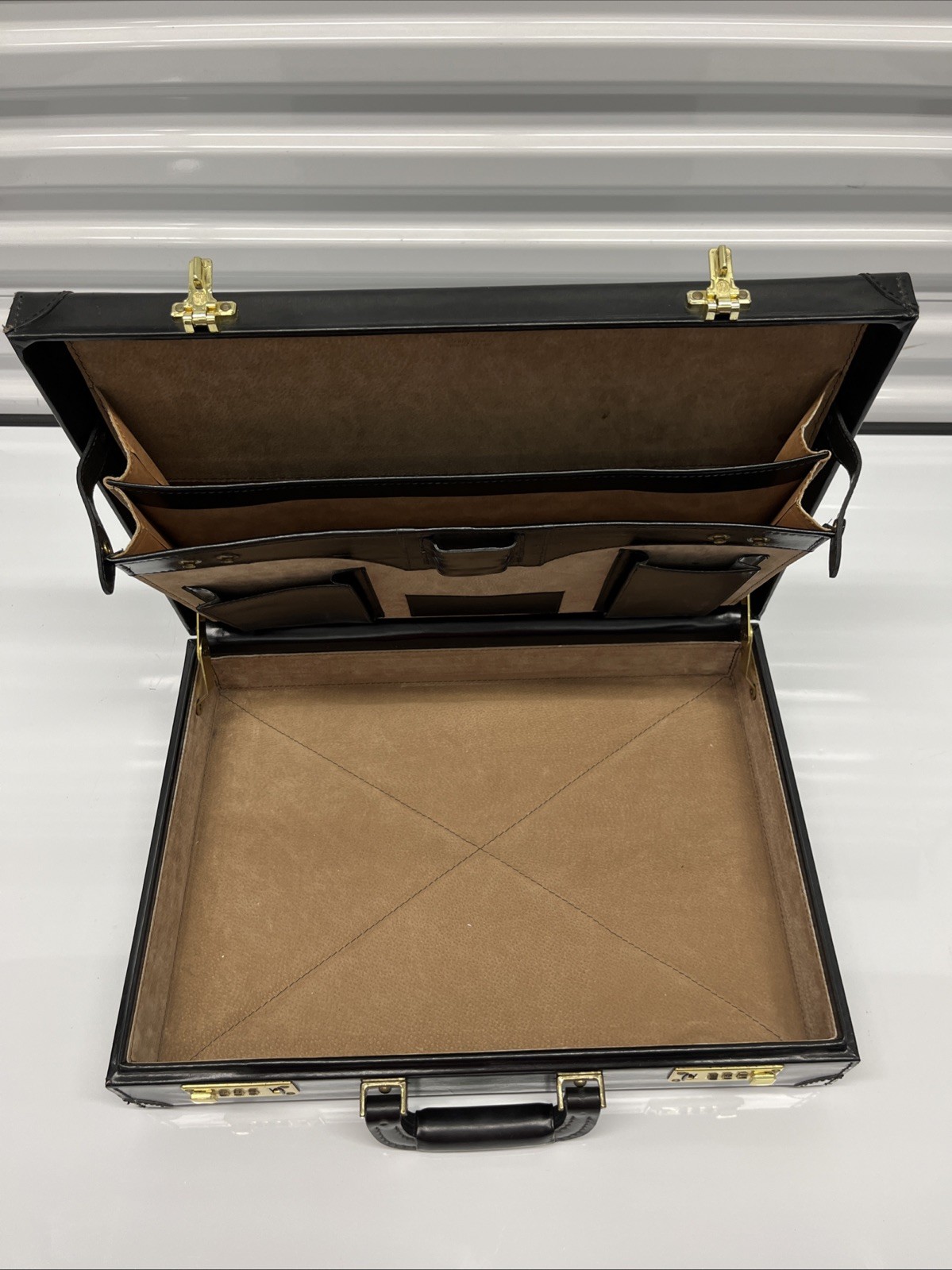 Renwick Black Leather Briefcase With Combination Locks – Made in Canada, EUC
