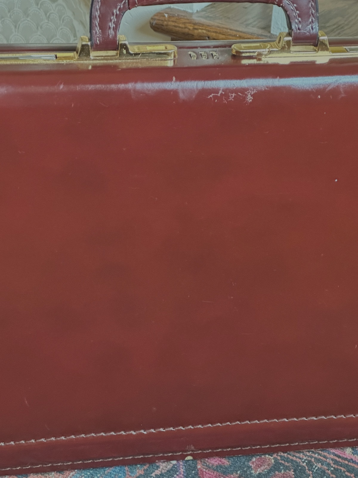 Vintage Ventura Briefcase Burgandy Leather 17.5″ x 12.5″