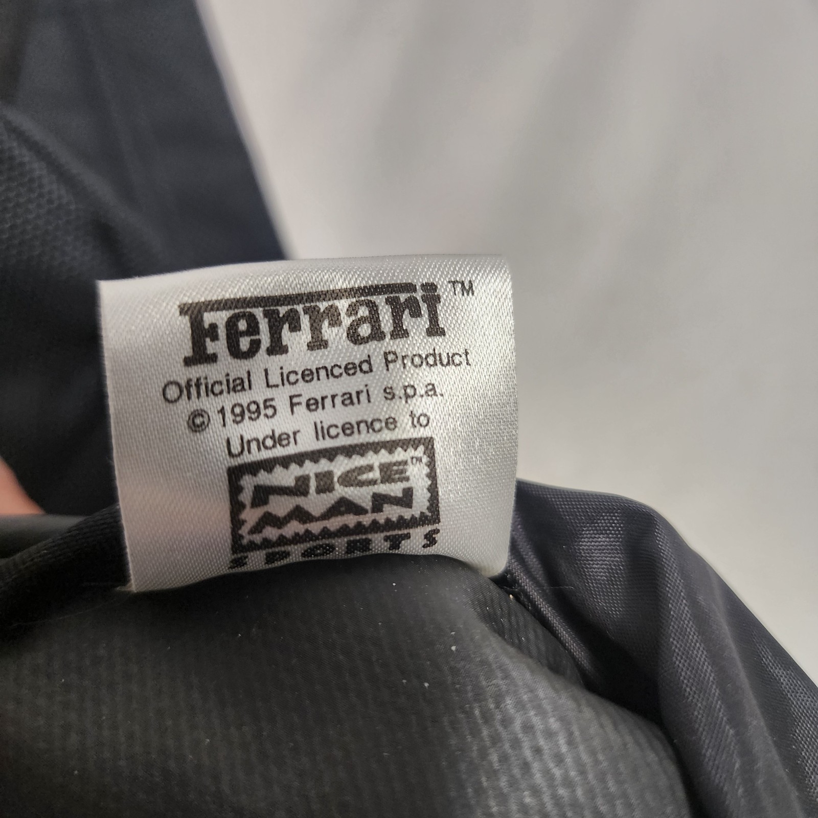 Vtg 1995 Official FERRARI Nice Man F1 Backpack – Black w/ Embroidered Logo – EUC