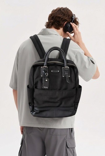 Tumi Backpack Briefcase Ballistic Nylon and Leather Black Used