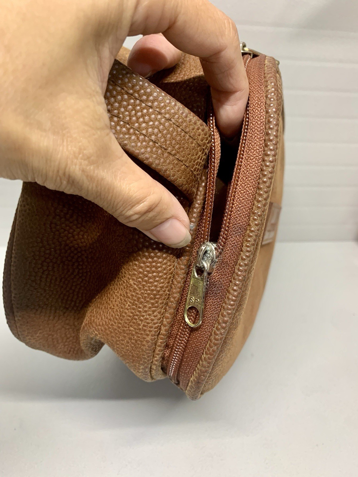 Vintage Lagerfeld Dopp Toiletry Bag Brown Leather ~See Photos/Read Description