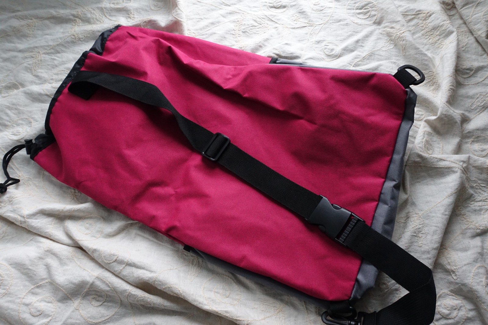Ironman 70.3 Michigan Bag Backpack Grey Red