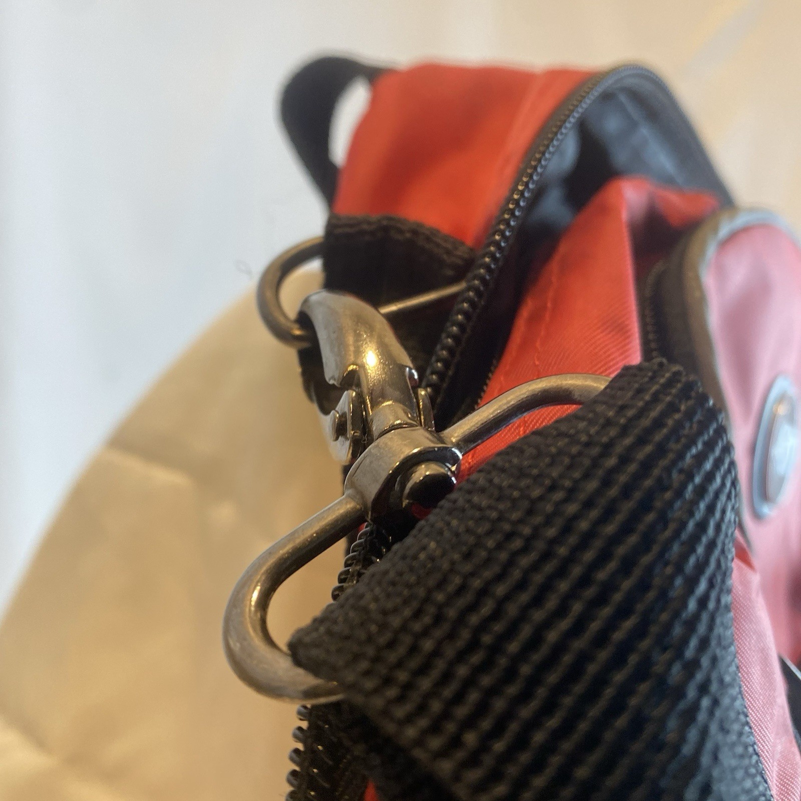 Vintage Universal Studios Sling Backpack Red Black Y2K Gorpcore Tech Bag Retro
