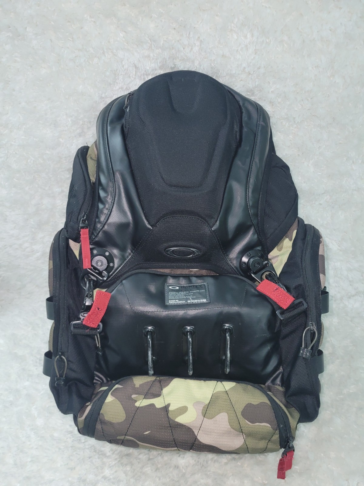 Oakley Tactical Field Gear Big Kitchen Sink Backpack 35L Herb Camo Red Core Pack
