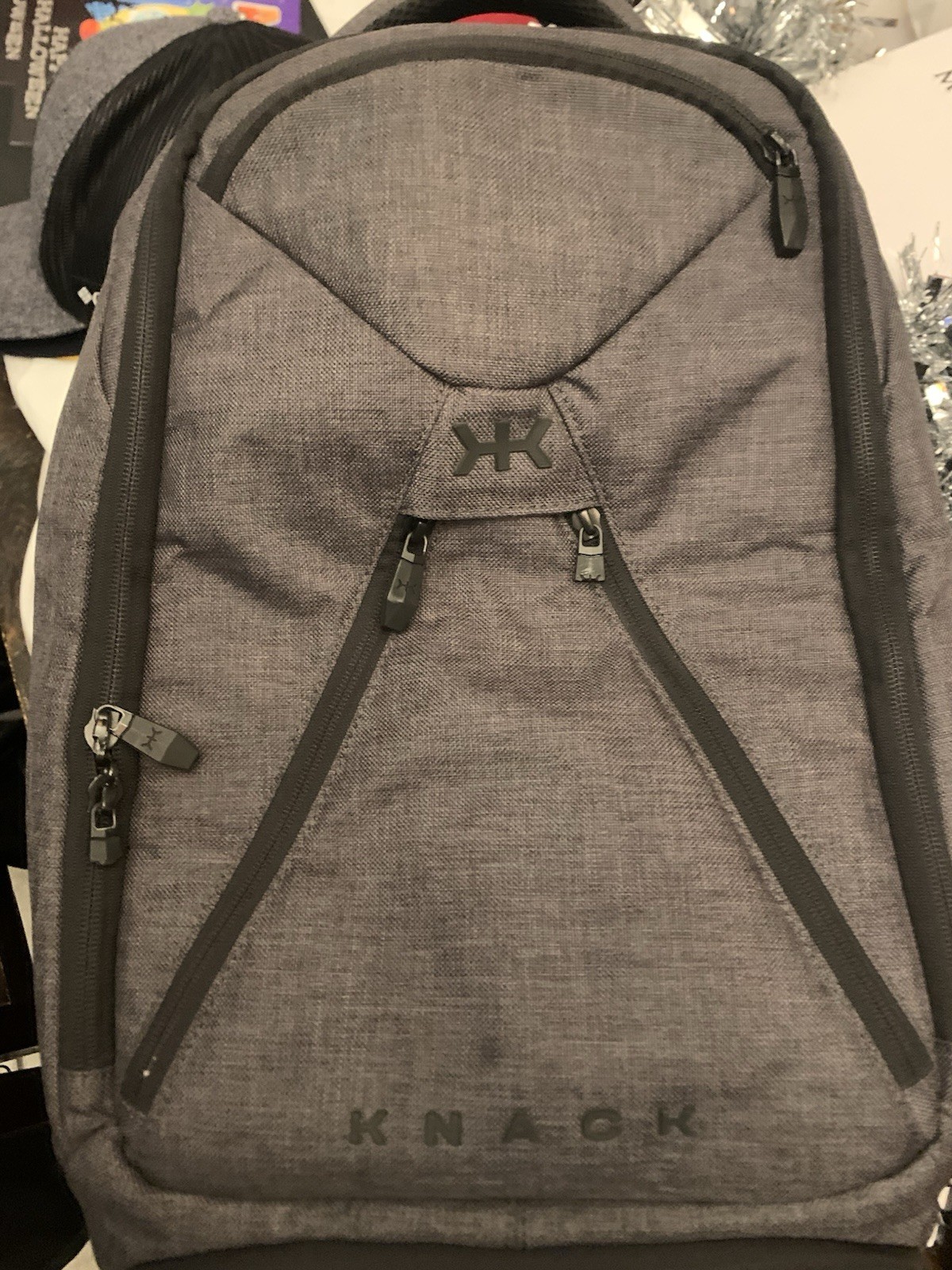 KNACK PACK Series 1 MEDIUM Expandable Backpack GRAY Travel 27-39 Liters