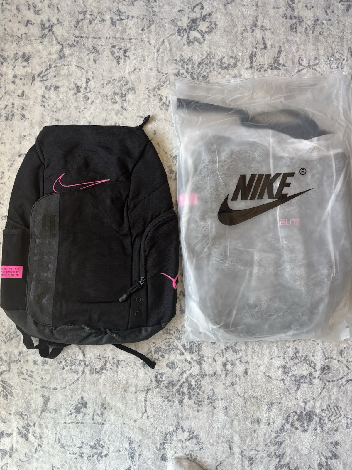 Nike Elite Pro 32L Basketball Backpack – Pink/Black Breast Cancer Awareness