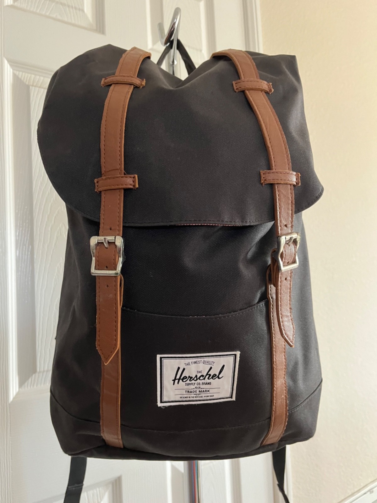 Herschel Retreat Backpack Cusomized. New, no tags. Vintage Mountaineering Style