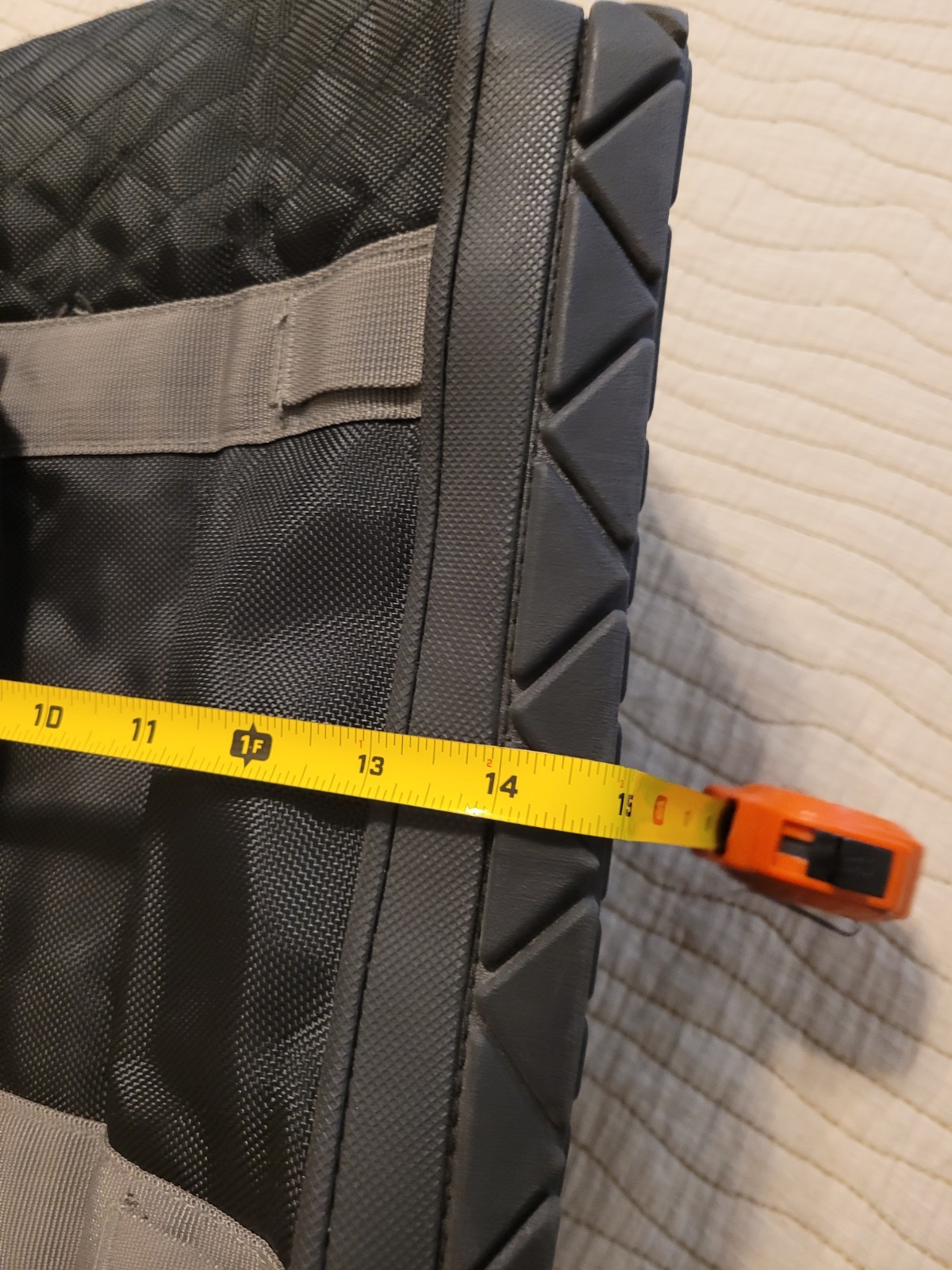 Mountainsmith Watersport Rubber Bottom Zip Top Tote Adventure Hiking