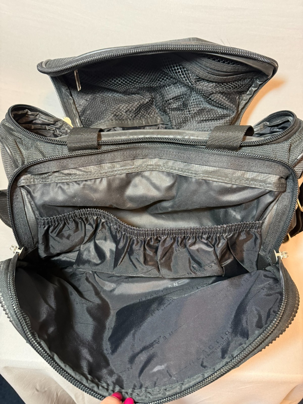 Kenneth Cole Bag Travel 2000 16 X 11.5in