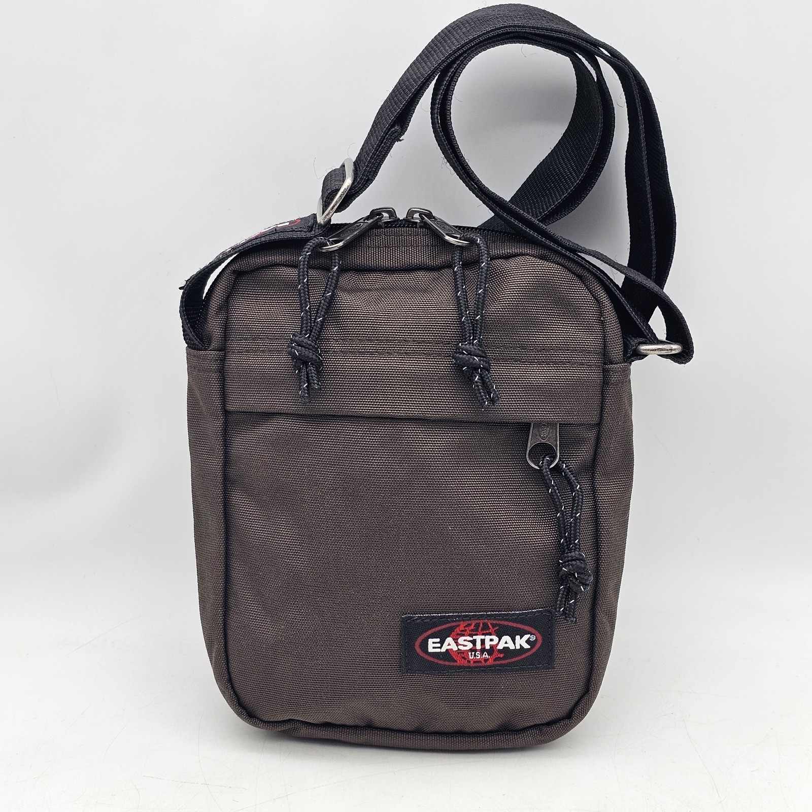 EASTPAK THE ONE BROWN SHOULDER STRAP CROSSBODY BAG Y2K