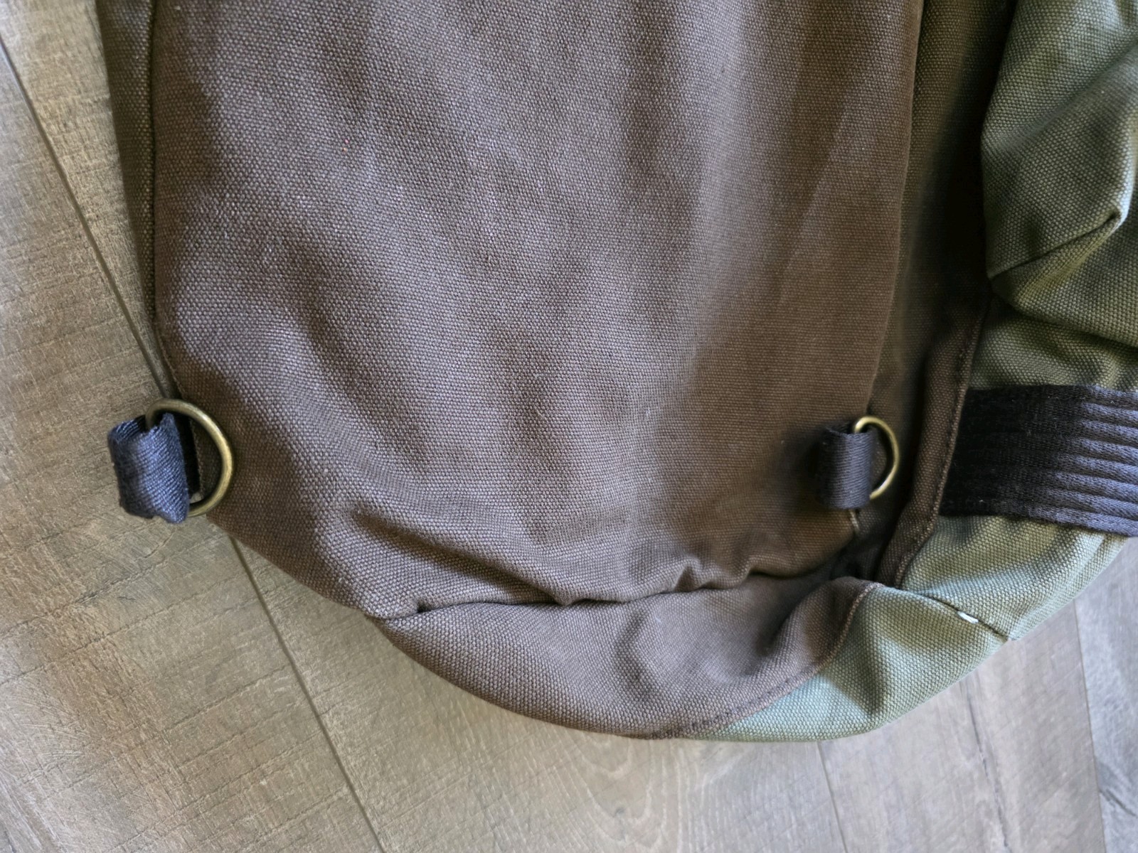 Brixton Bixby Convertible Canvas Duffle/Backpack 100% Cotton Canvas Brown