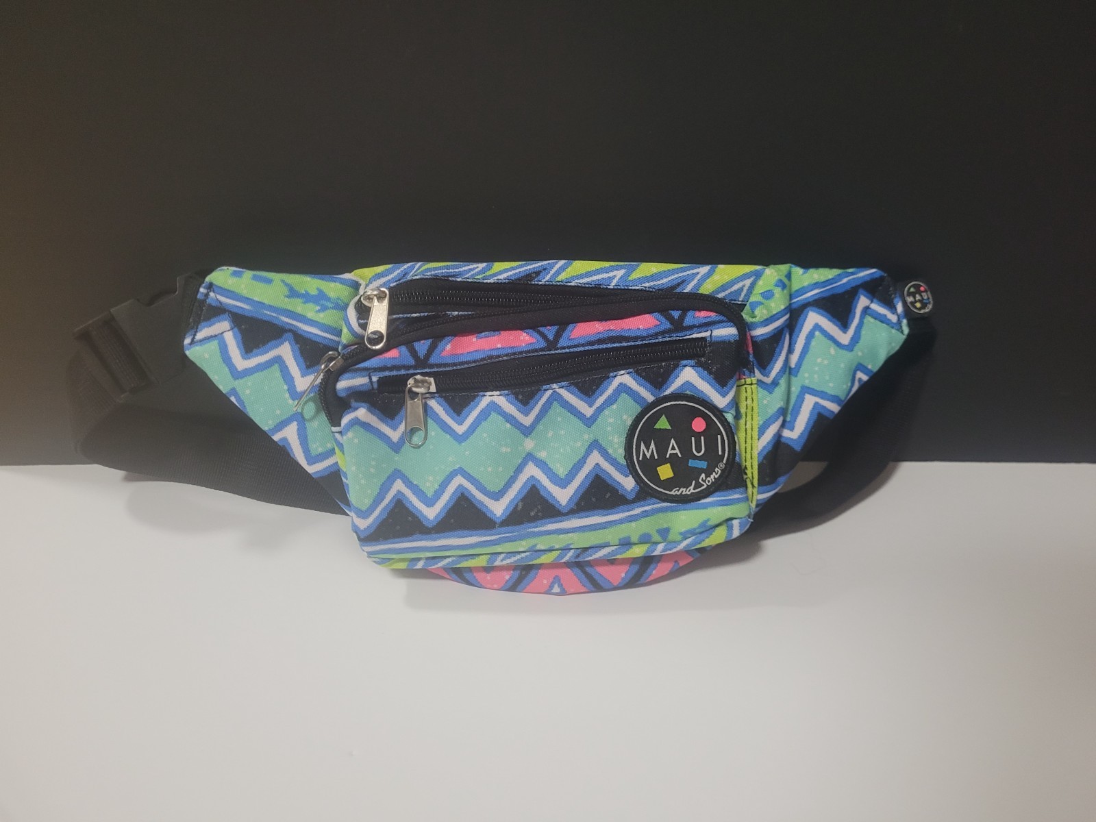 Maui And Sons Fanny Pack Surf Gear Colorful Travel Outdoor Wear Padded