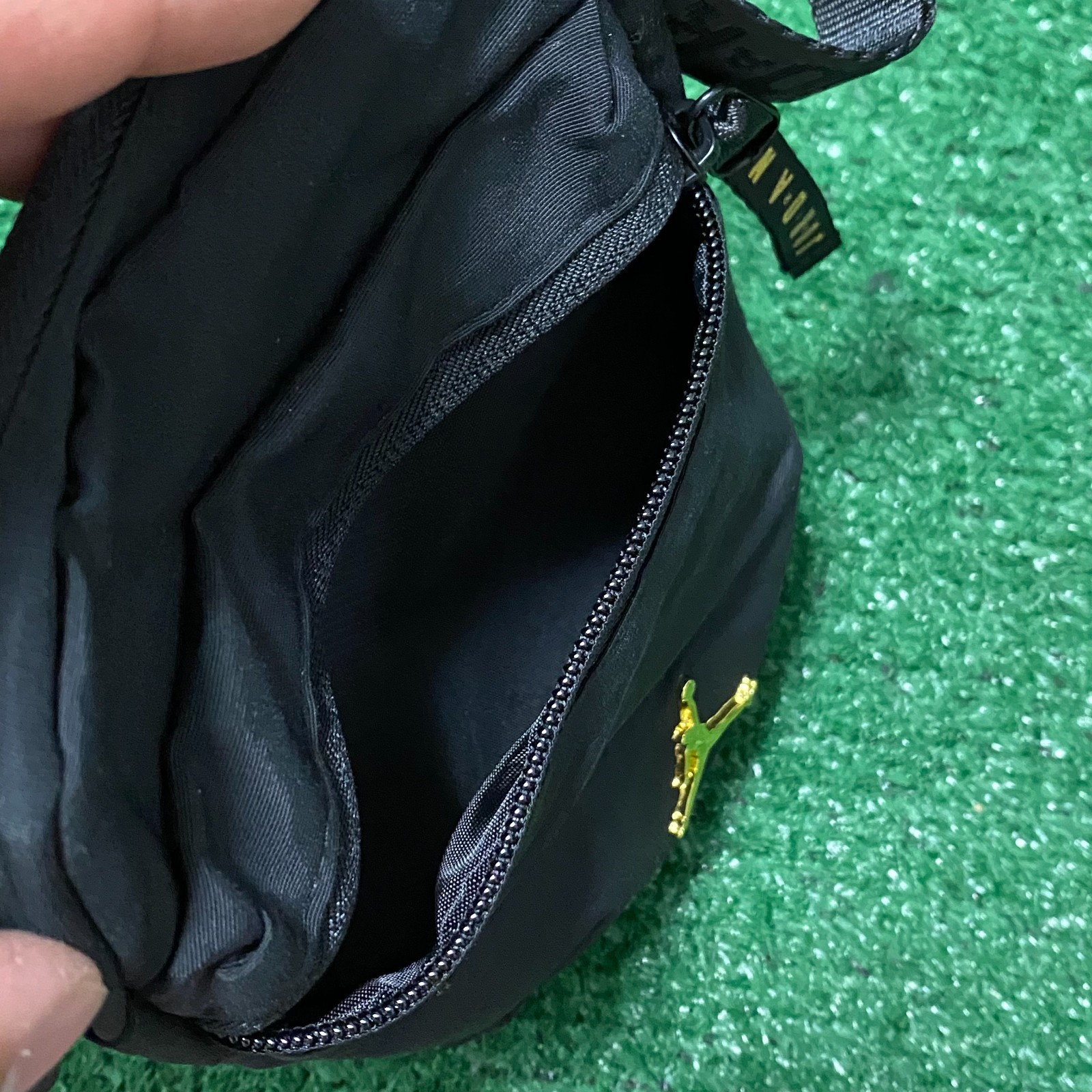 Nike Adults Unisex Jordan Festival bag 9A0631-K5X (US SELLER) Brand New!