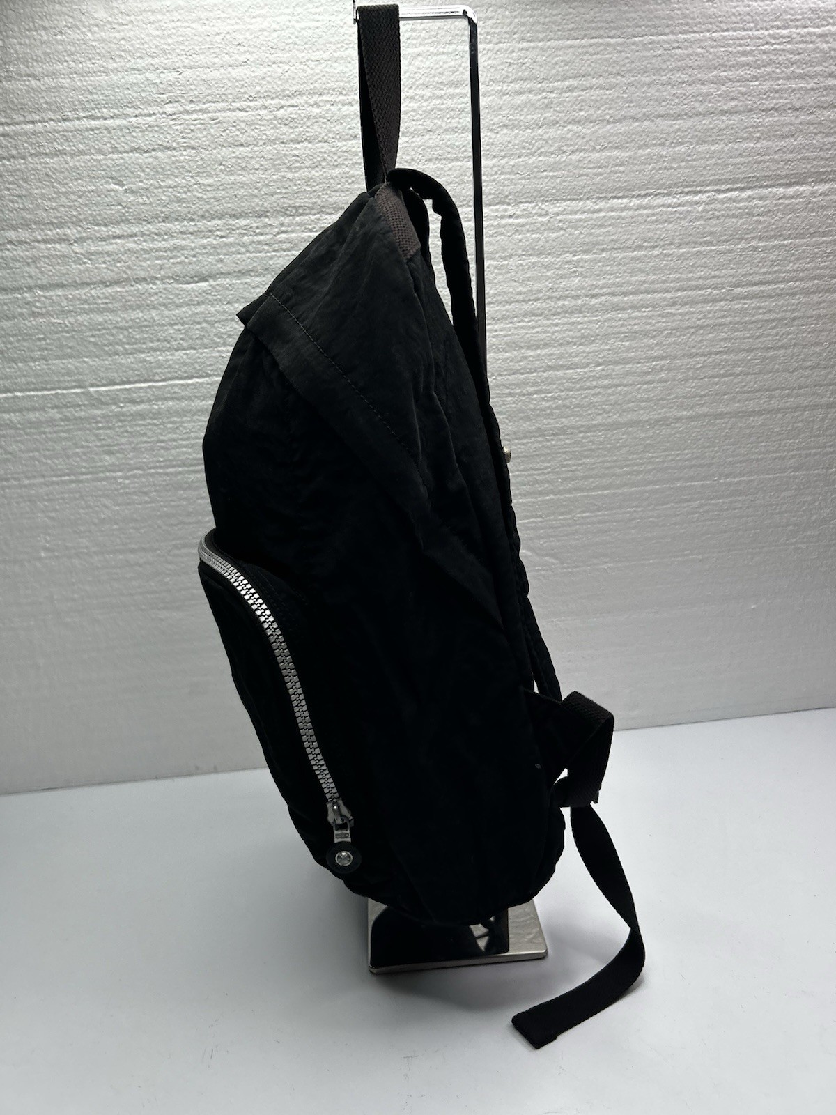Kipling Black Canvas Lightweight Backpack Grey Zipper 12x17x5 Shoulder Straps