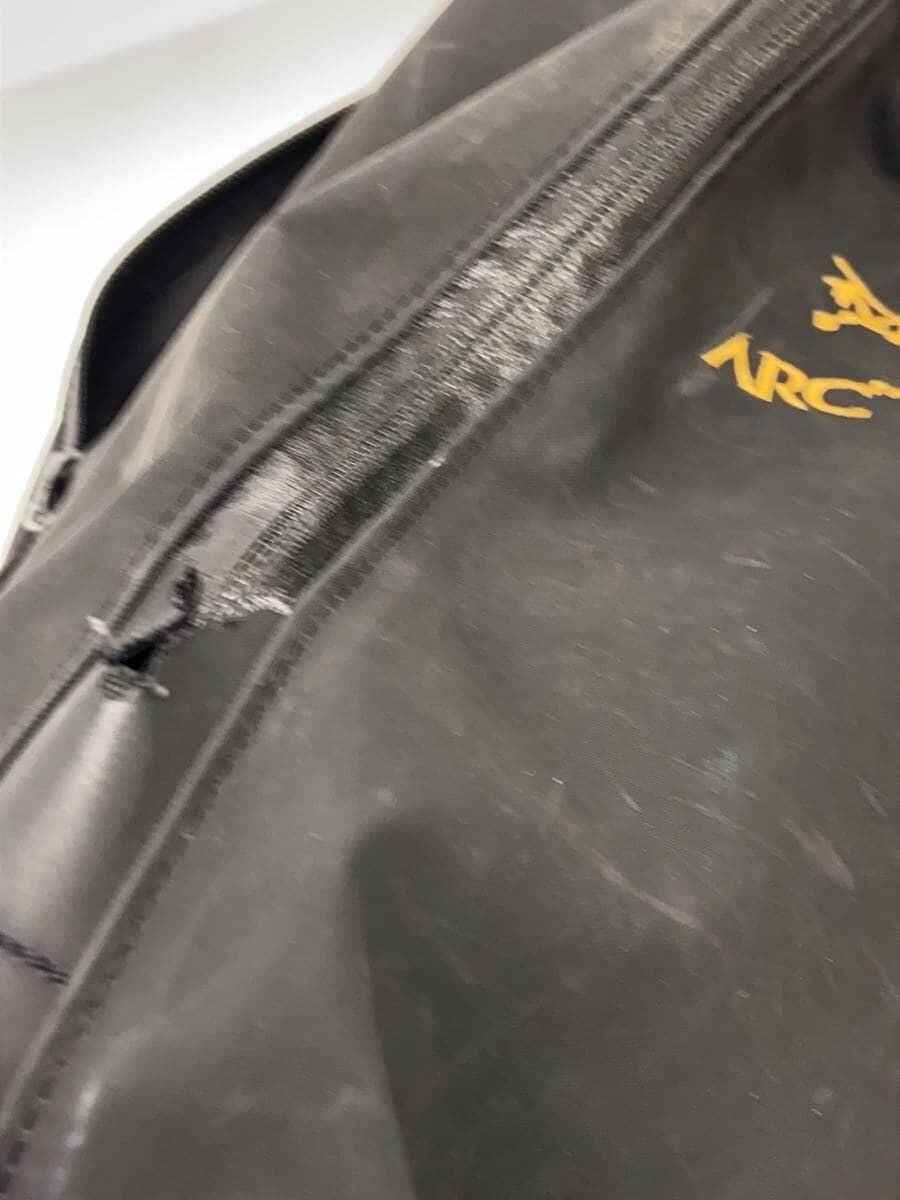 Arc’teryx Arro 22 Backpack Black Daypack Travel Bag