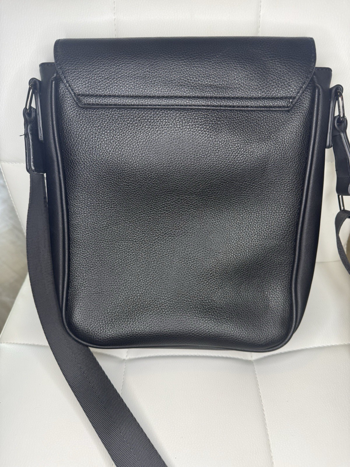ALDO Black Messenger Bag Men Adjustable Crossbody Strap Inner Outer Pockets