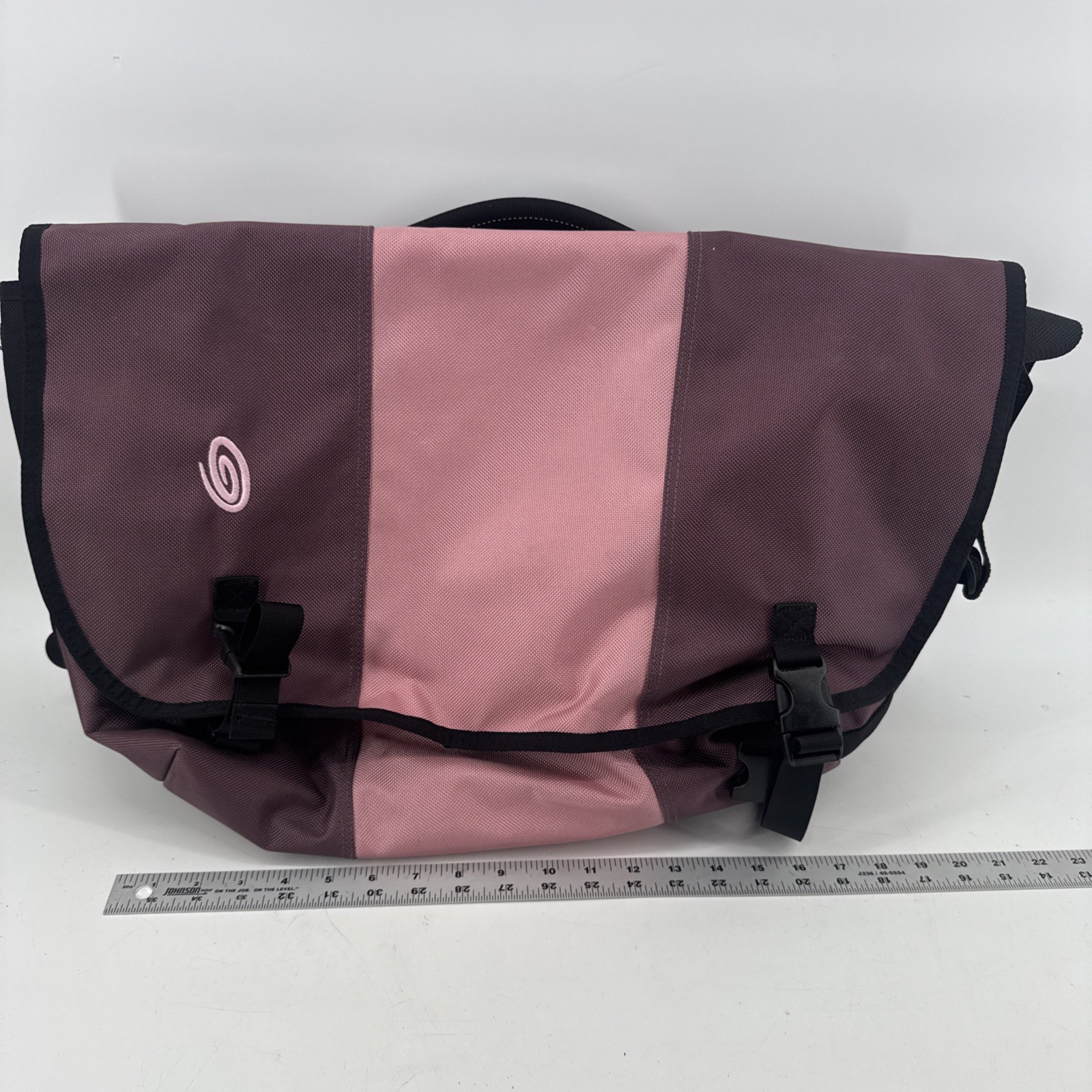 Timbuk2 Messenger Classic X Large Crossbody Laptop Pink Lavender