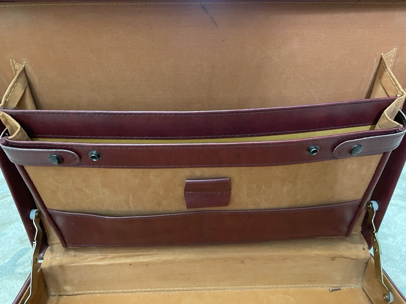 Vintage Leather Briefcase Attache Case Combo Lock Keys Maroon