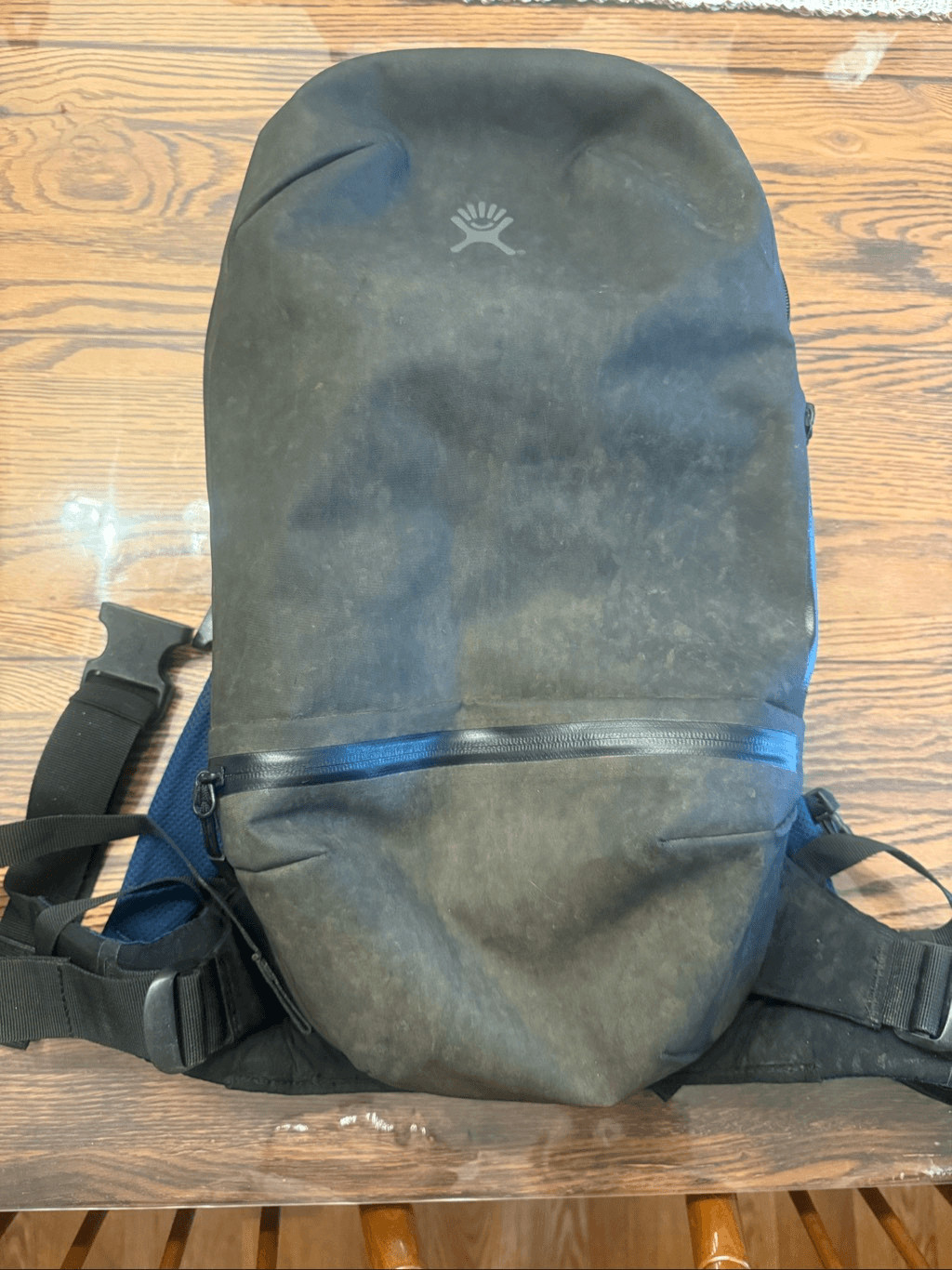 Hydro Flask Journey Series 10L Insulated Hydration Backpack Bag Black Size M/L