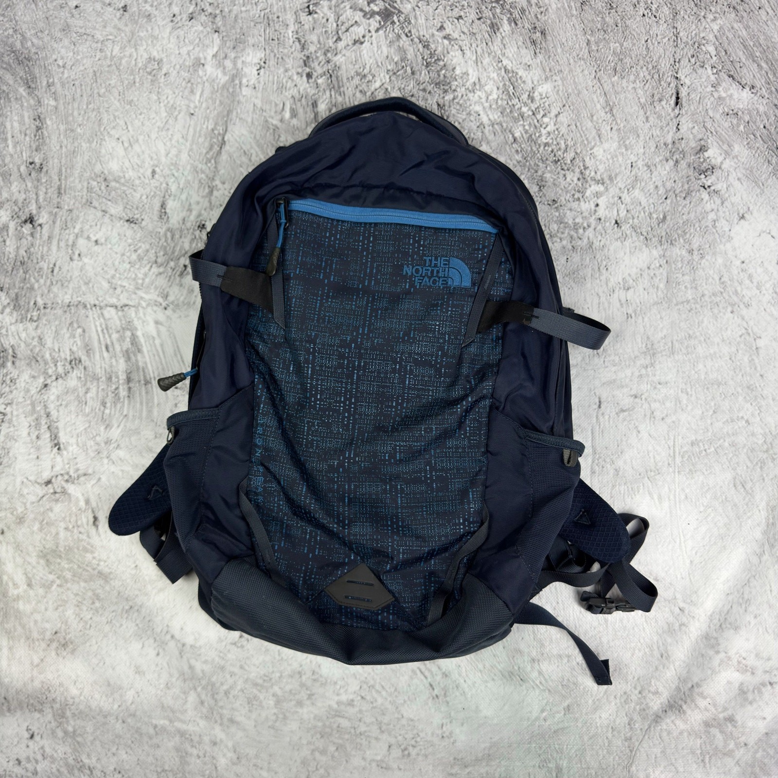 The North Face Iron Peak Flex Vent Never Stop Exploring Bag