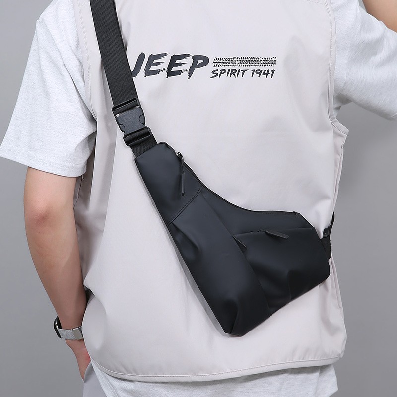 Anti Theft Close Fitting Chest Bag Men’s Triangle Bag Crossbody Sports Sling Bag