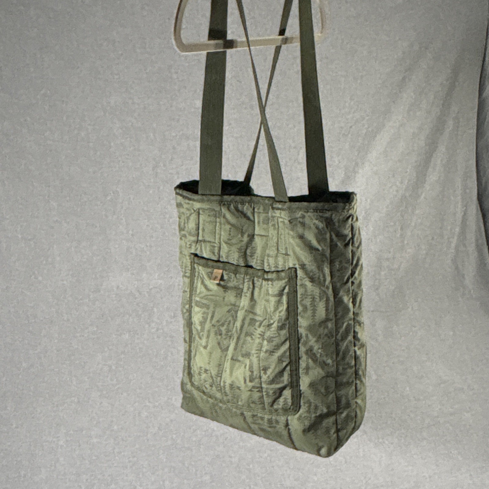 Pendleton Green Tote Bag Snap Closure Shoulder Straps Inner Pockets Solid