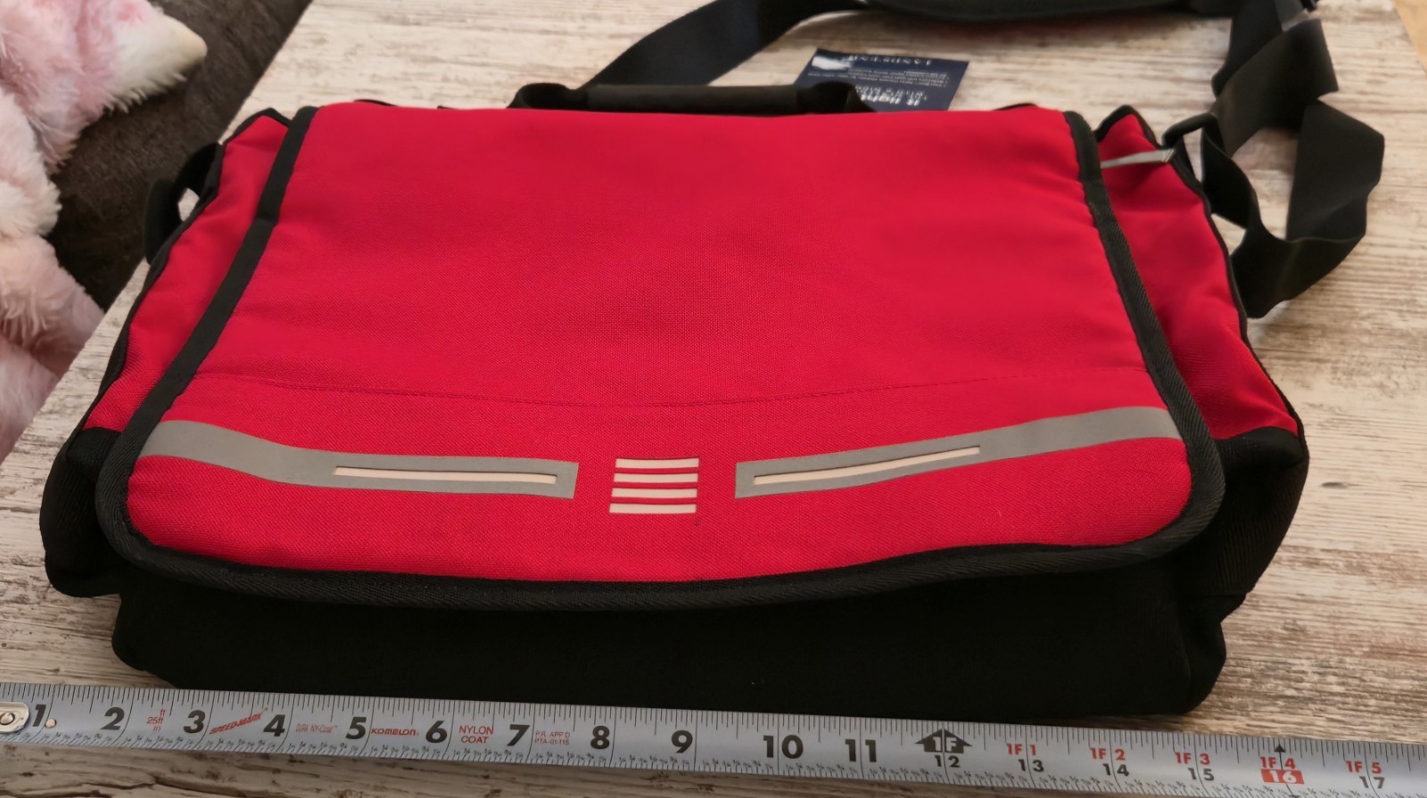 Lands’ End “Cool Blue” Light-Up Messenger Bag – See Description