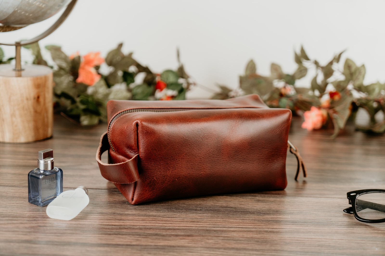 VELLAIRE Leather Toiletry Bag, Travel Toiletry Bag For Men, Men’s Toiletry Bag