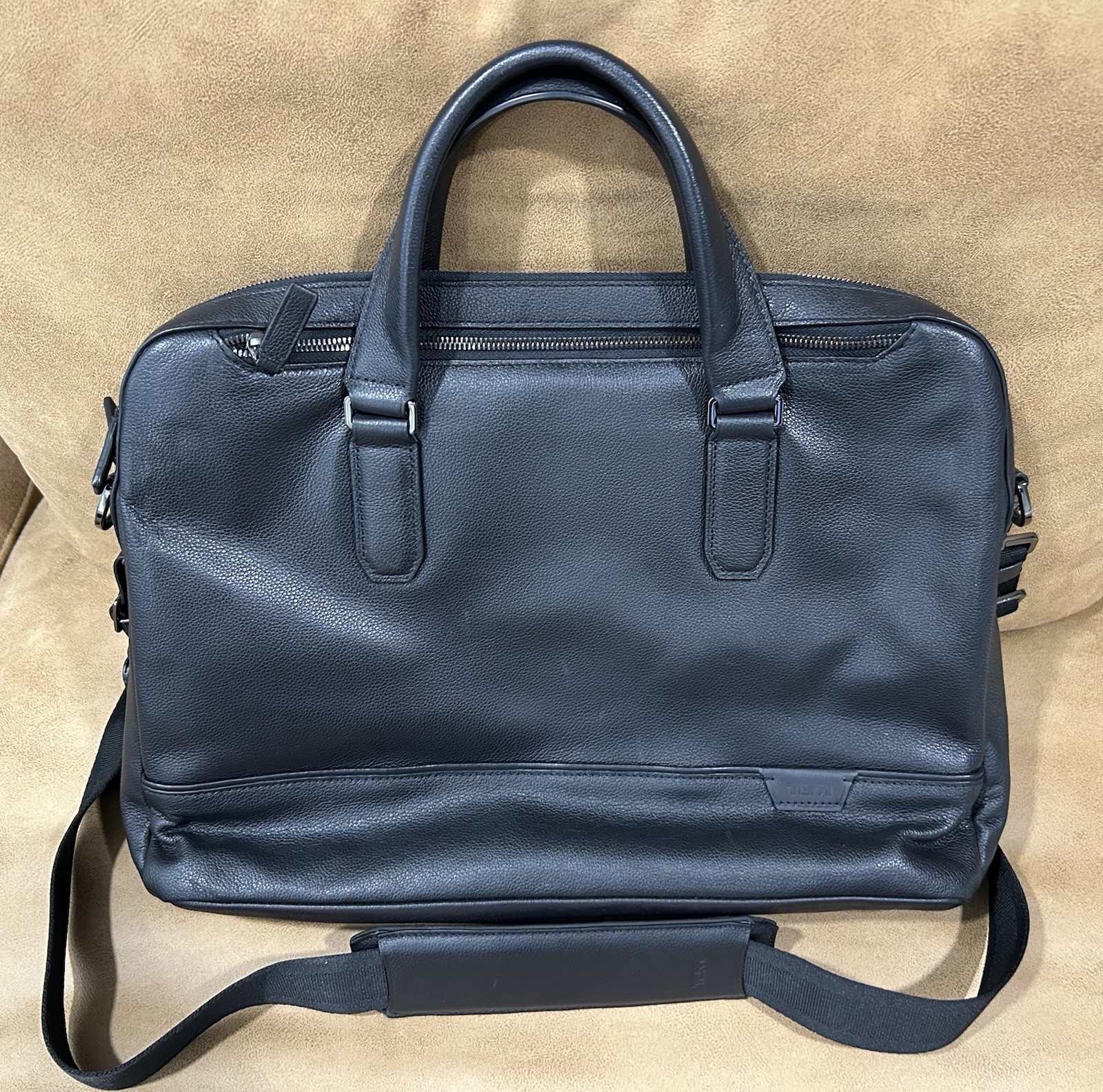 NWOT Tumi Harrison Sycamore Brief in All Black Leather. Never Used! MSRP: $795!