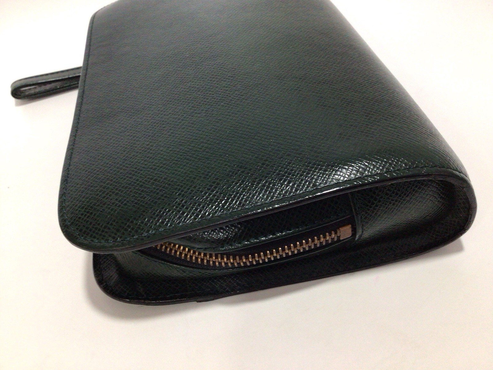 LOUIS VUITTON PARIS Men’s BAG (For DOCUMENTS, WALLET) / CODE VI1905 / France