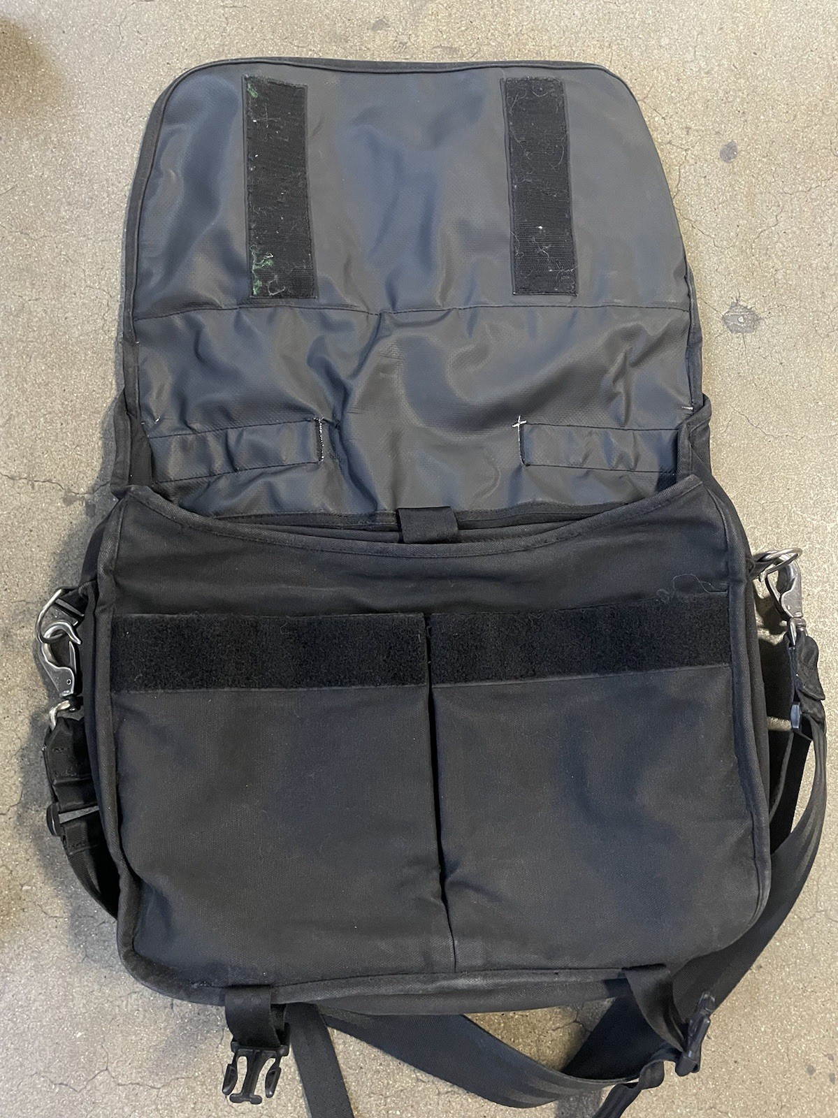 Chrome Industries Bag Messenger Made in USA Vintage 2000s Black Heavy Duty RARE!