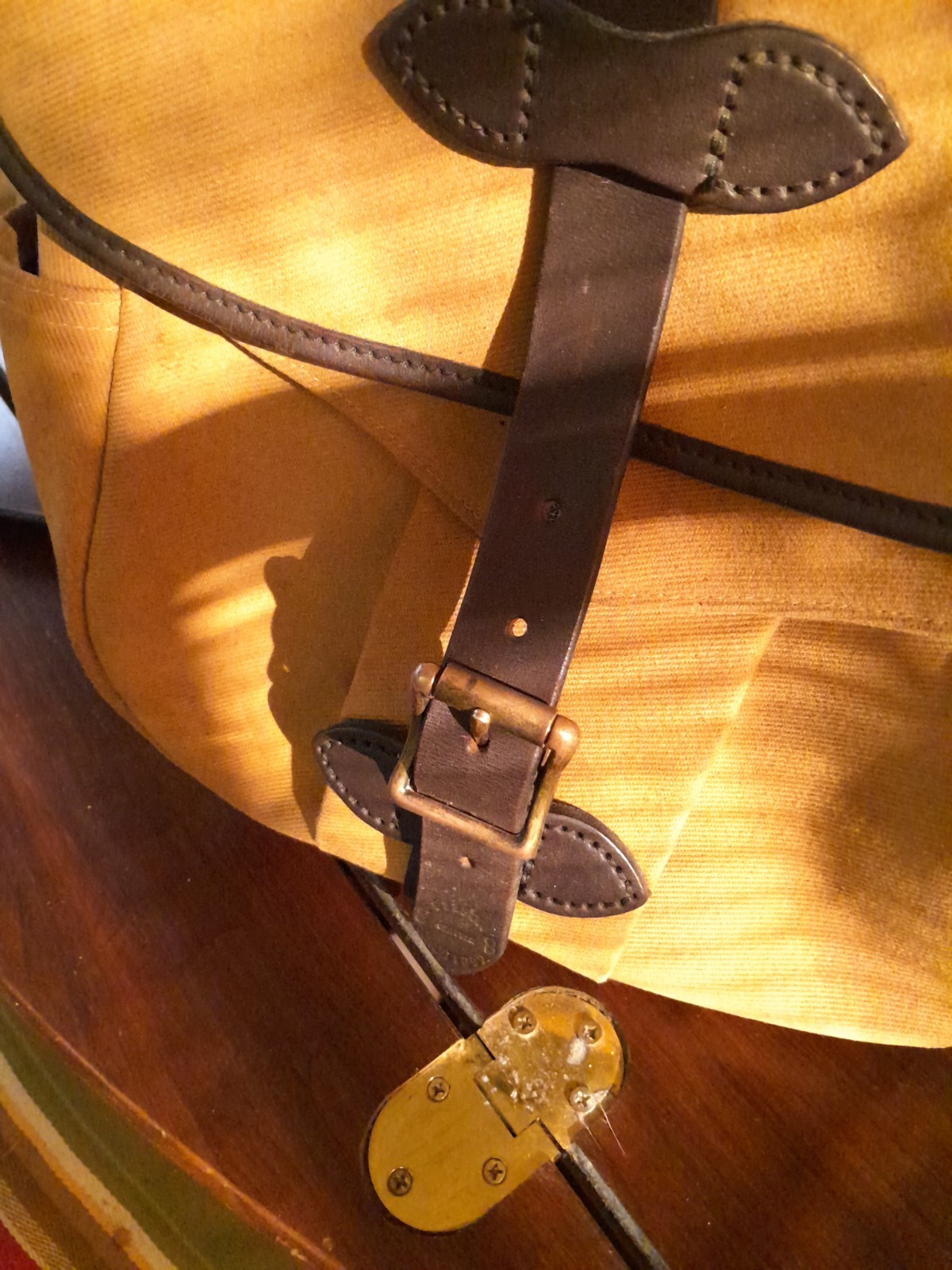 Matching Tan Filson Travel Set: Small Duffel 220 & Medium Field Bag 232 w/ Strap