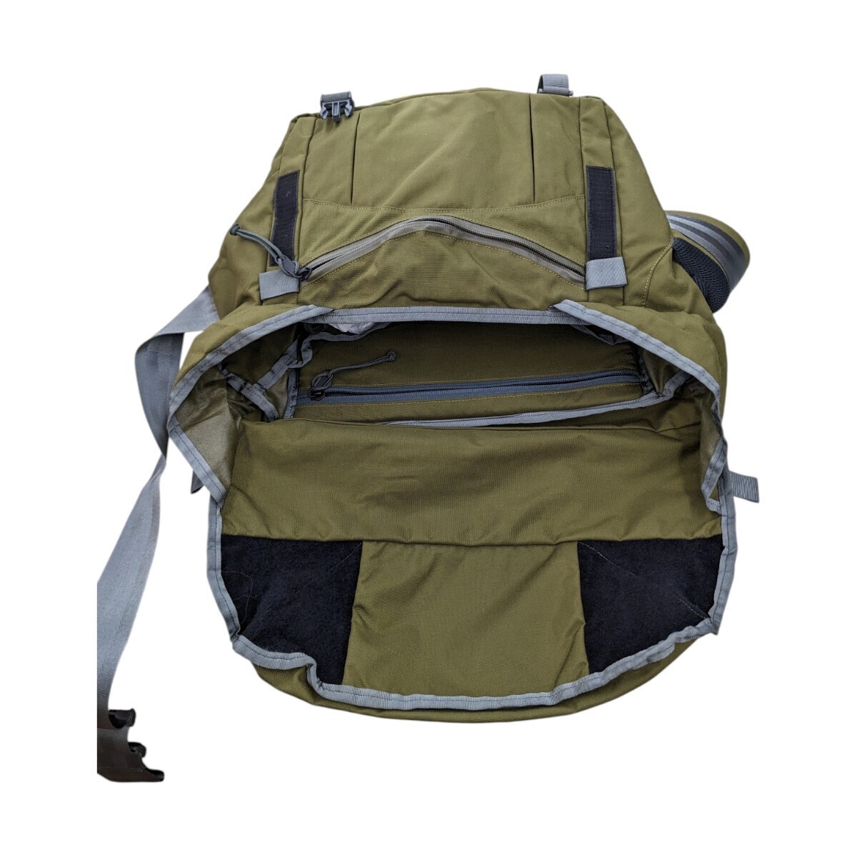 MYSTERY RANCH INVADER Messenger Bag Shoulder Olive Khaki Width 34cm